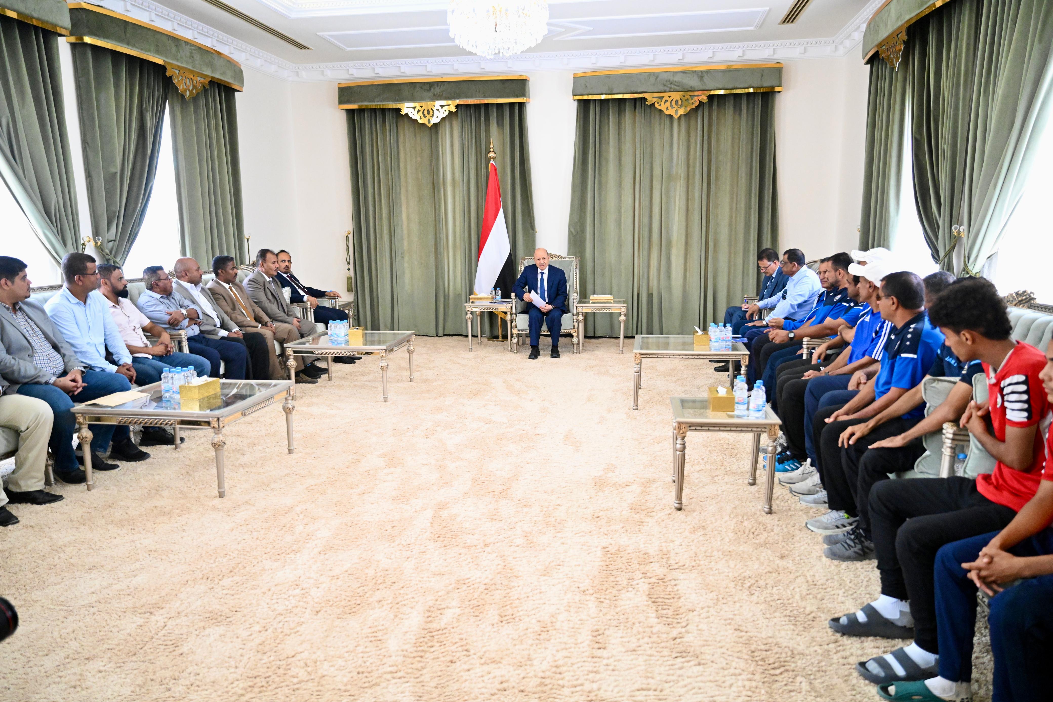 President Al-Alimi receives the national delegation of junior football and youth volleyball teams