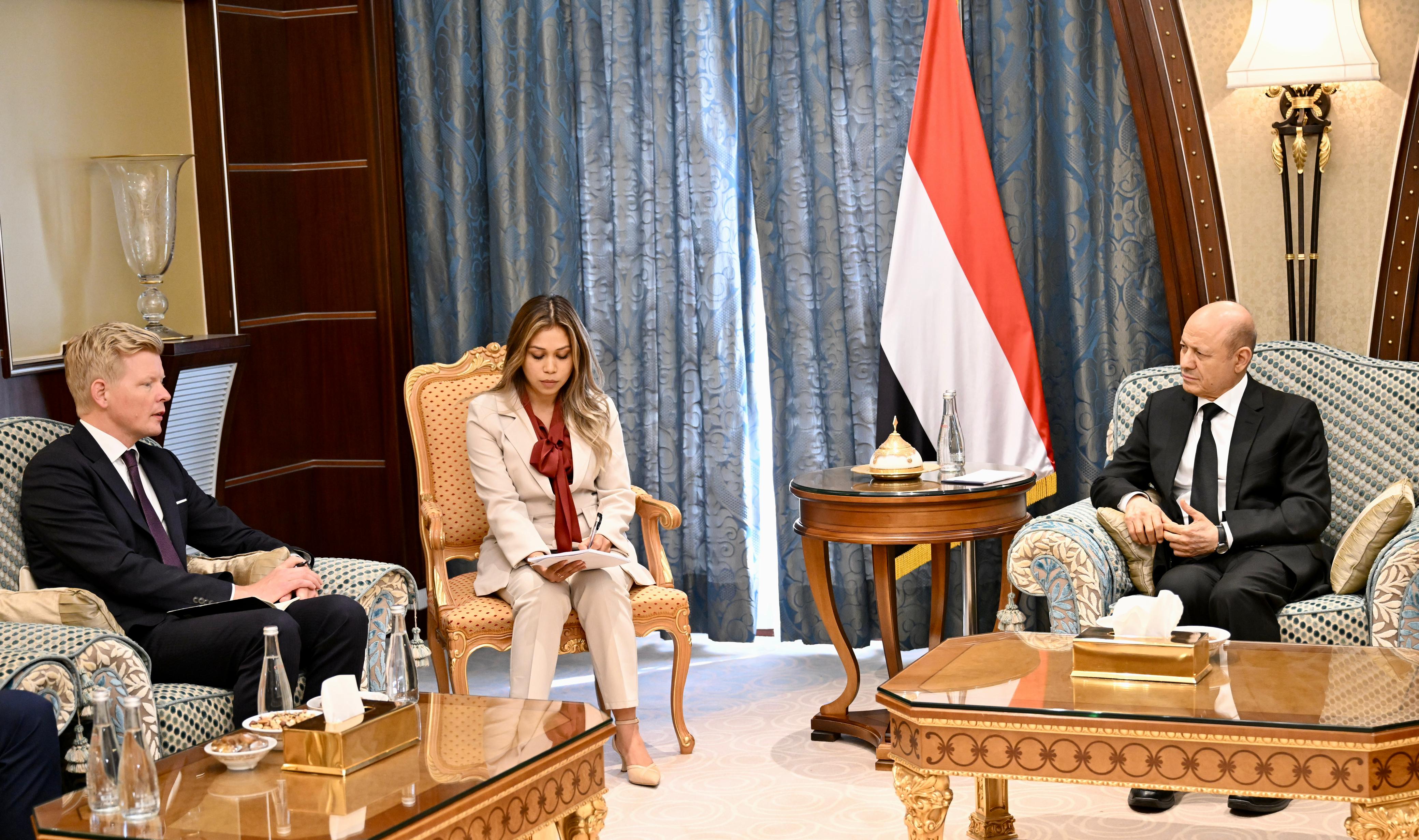 PRESIDENT RECEIVES THE UNITED NATIONS SPECIAL ENVOY   18 Oct 2023