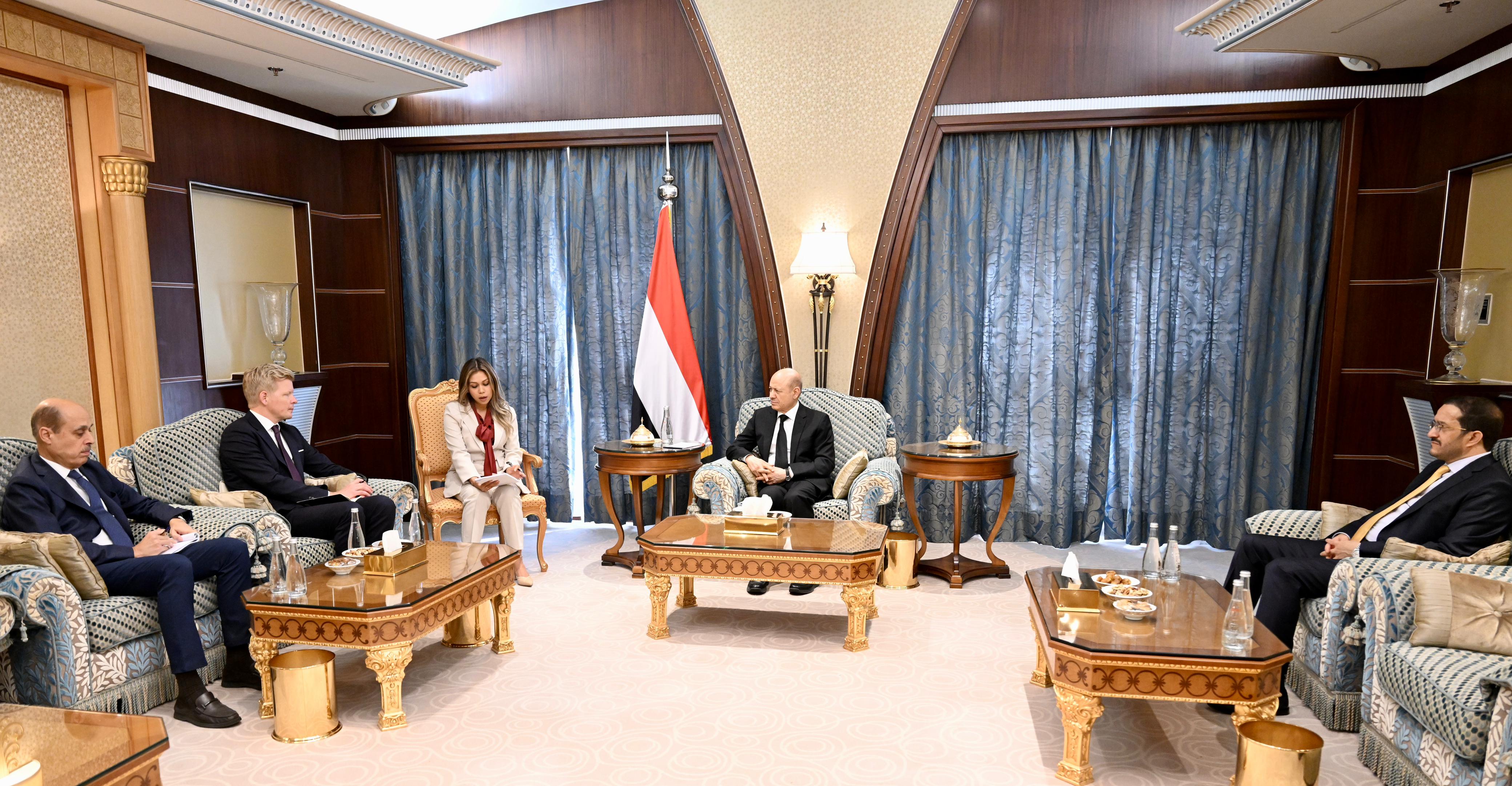 PRESIDENT RECEIVES THE UNITED NATIONS SPECIAL ENVOY   18 Oct 2023