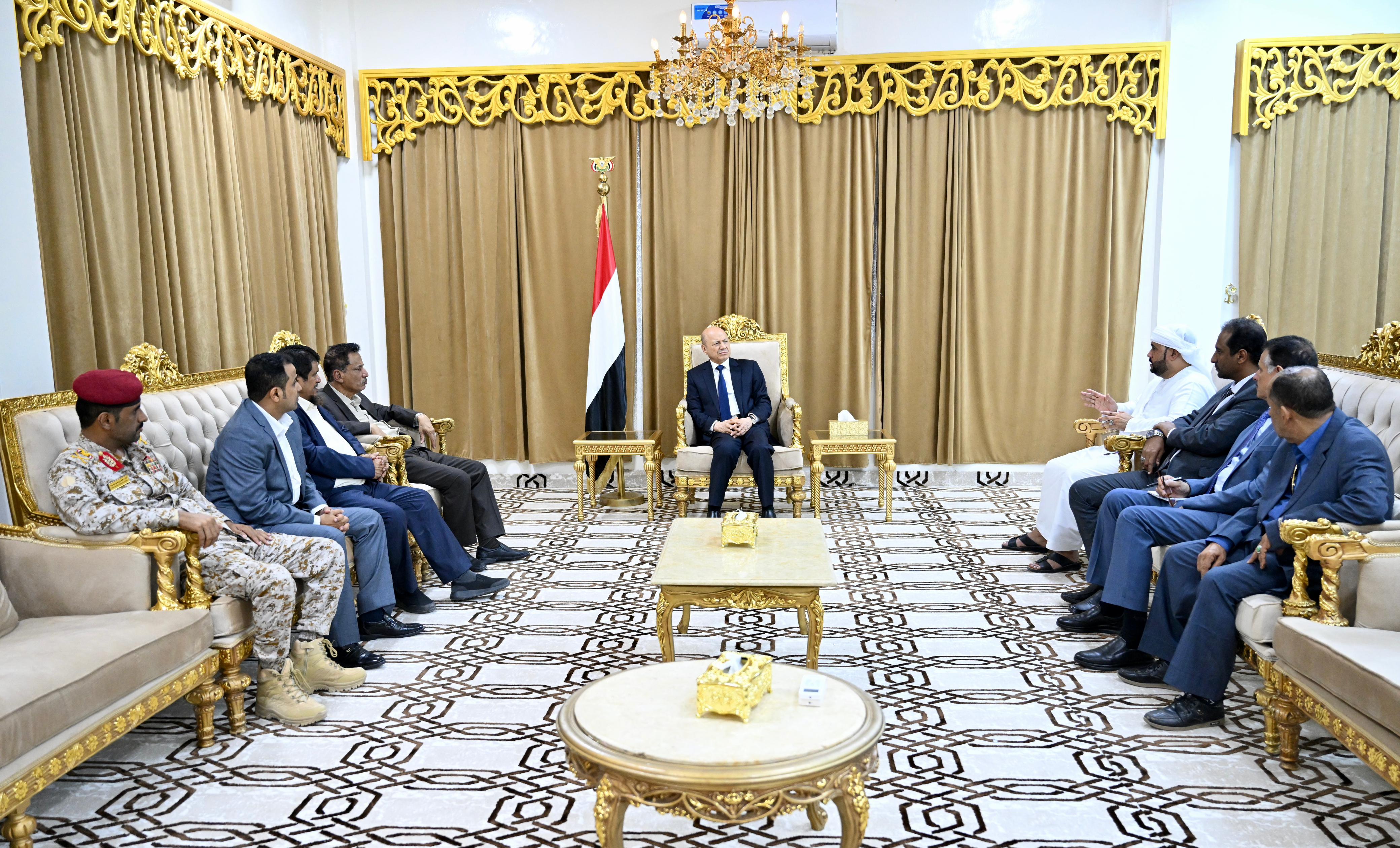 PRESIDENT ARRIVES IN AL-MAHARA GOVERNORATE TO FOLLOW UP ON THE REPERCUSSIONS OF THE HURRICANE   22 Oct 2023