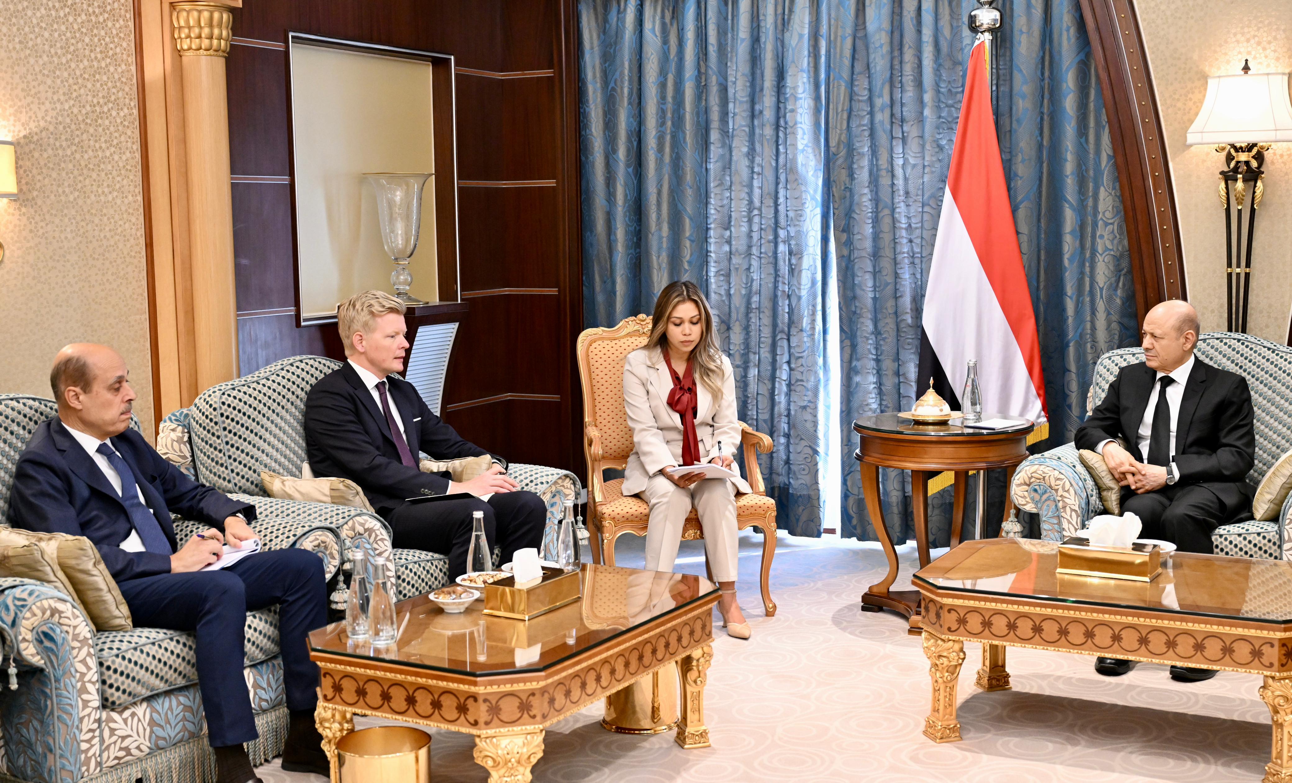 PRESIDENT RECEIVES THE UNITED NATIONS SPECIAL ENVOY   18 Oct 2023