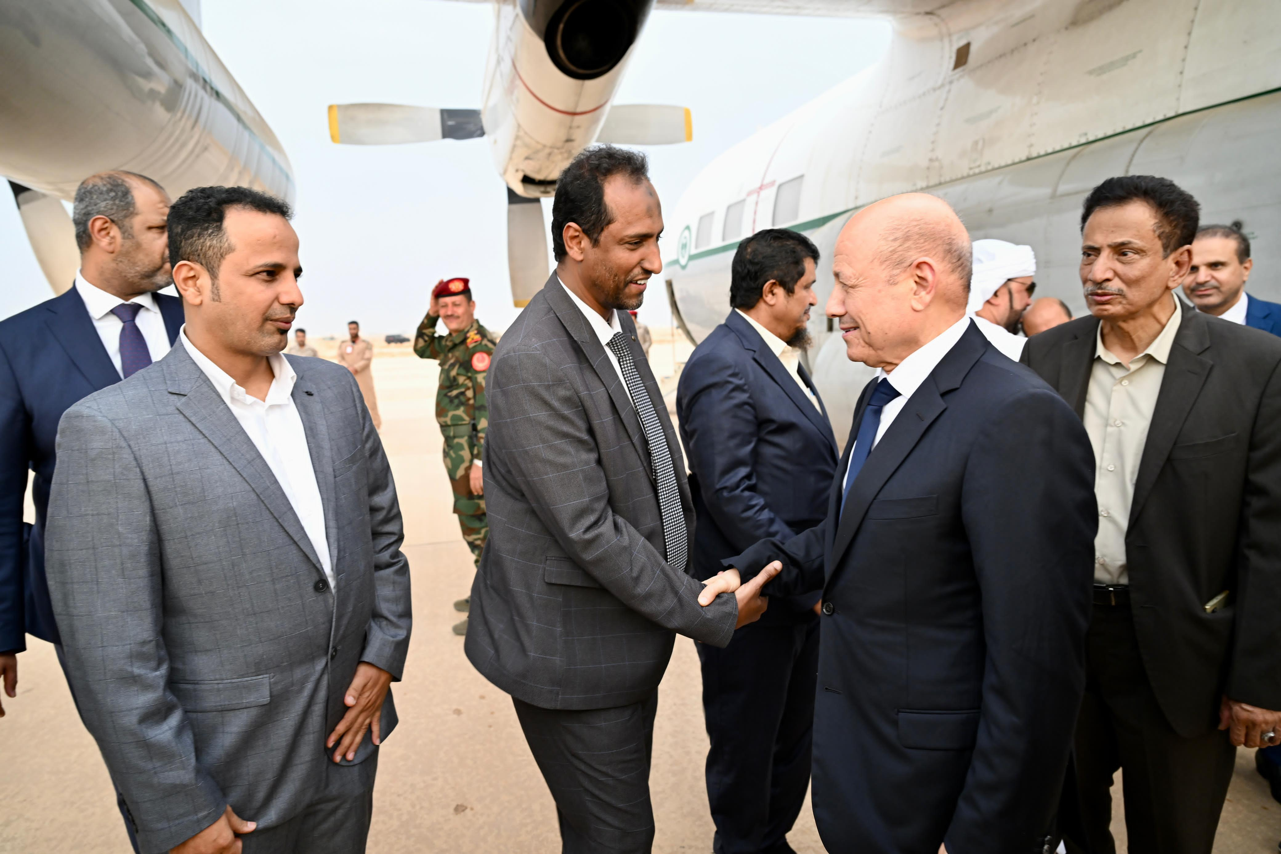 PRESIDENT ARRIVES IN AL-MAHARA GOVERNORATE TO FOLLOW UP ON THE REPERCUSSIONS OF THE HURRICANE   22 Oct 2023