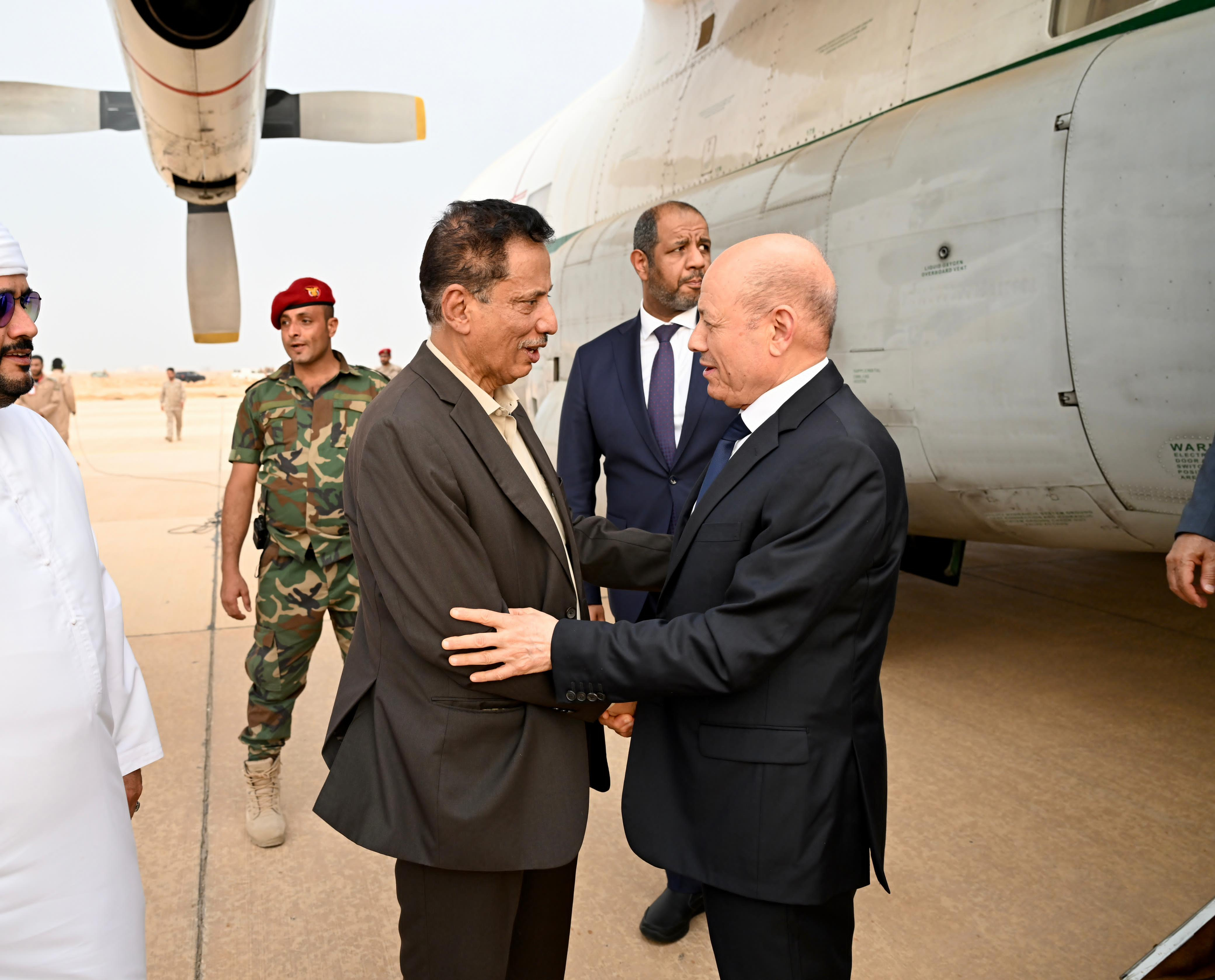 PRESIDENT ARRIVES IN AL-MAHARA GOVERNORATE TO FOLLOW UP ON THE REPERCUSSIONS OF THE HURRICANE   22 Oct 2023