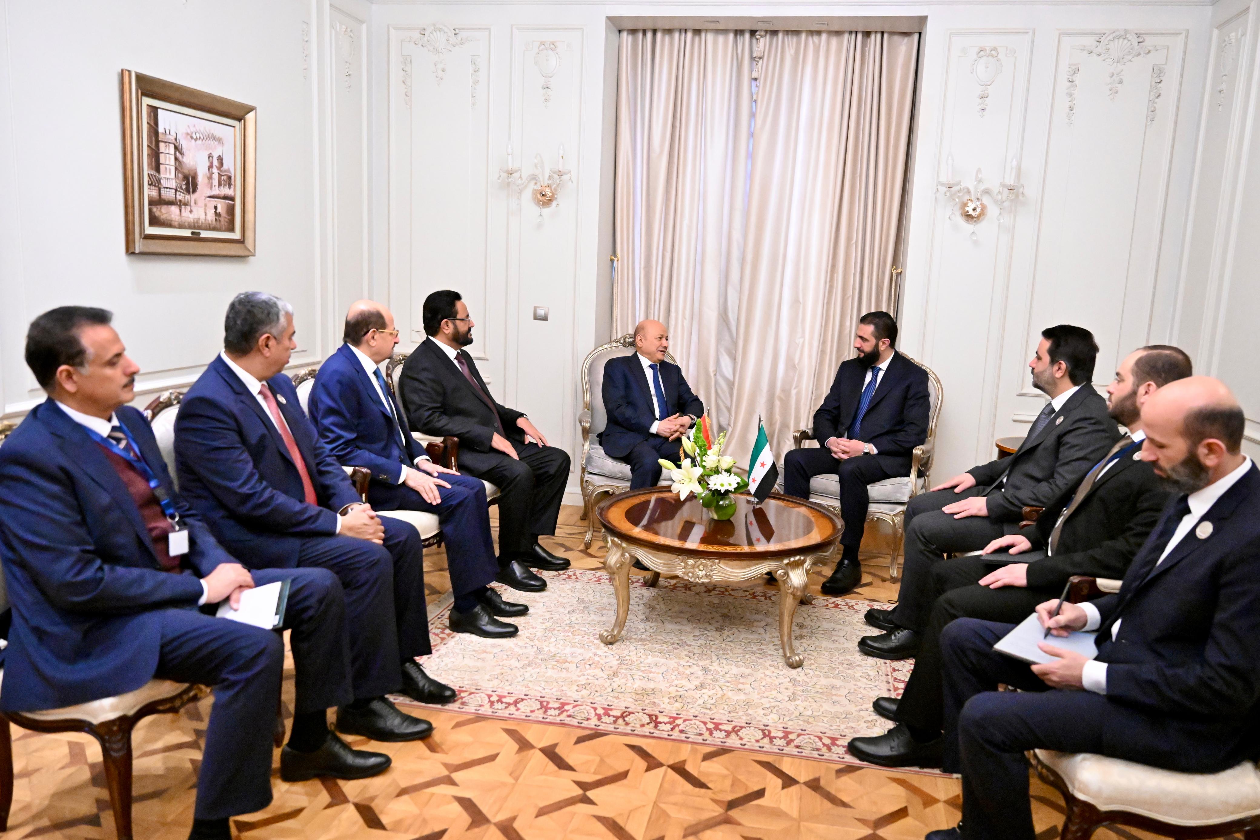 President Al-Alimi discusses bilateral relations and common challenges with Syrian President 