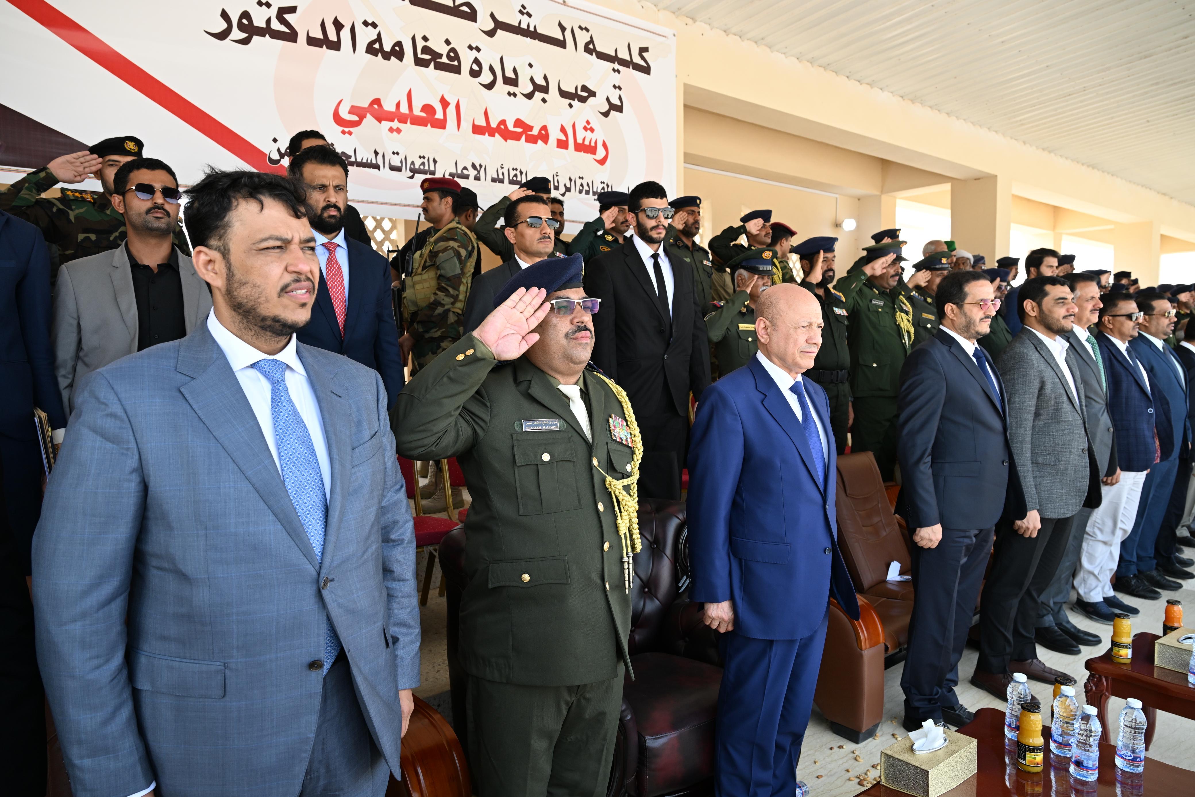 PRESIDENT AL-ALIMI ALONG WITH ABDULLAH AL-ALIMI AND OTHMAN MUJLI VISIT HADHRAMAUT POLICE COLLEGE (1)