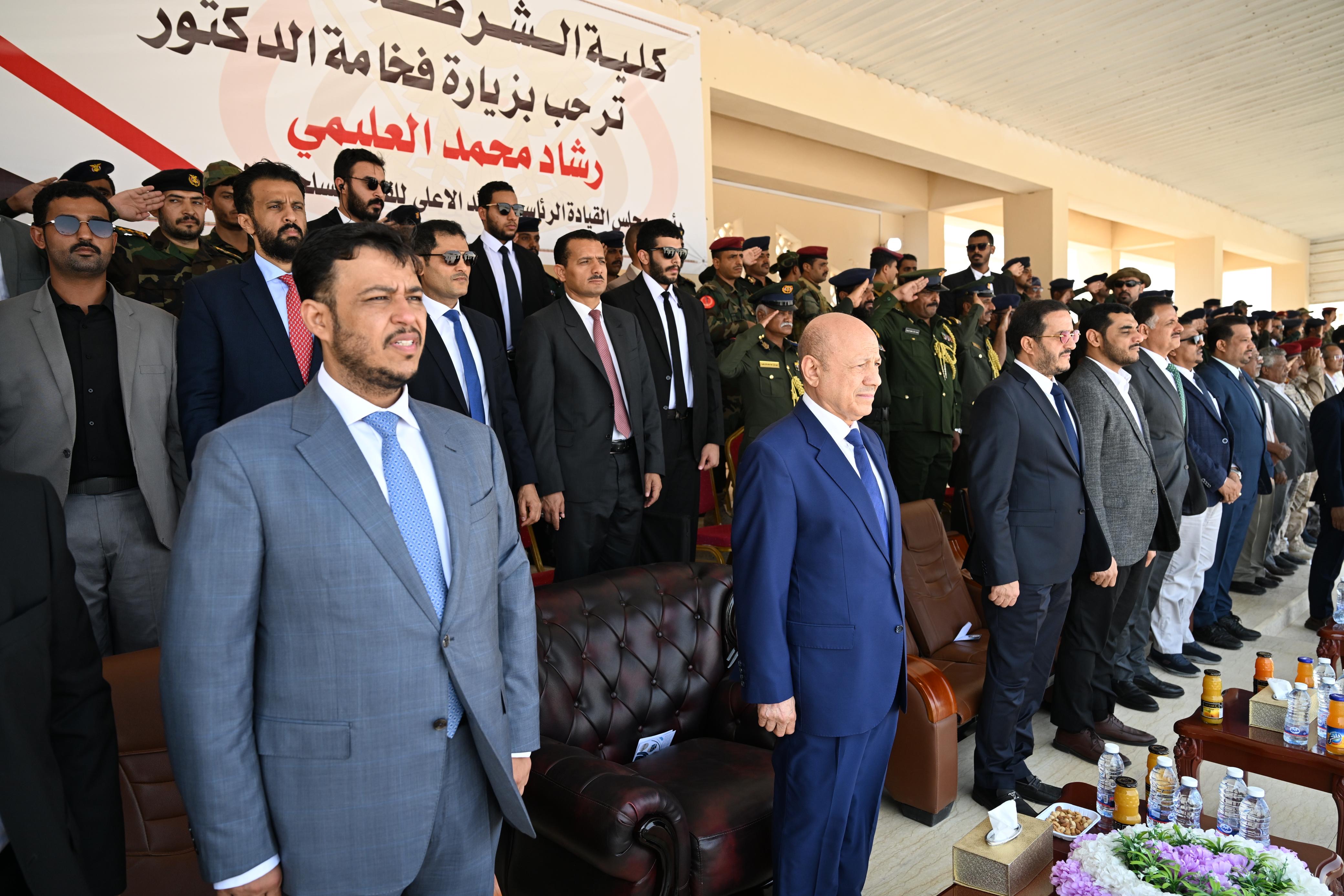 PRESIDENT AL-ALIMI ALONG WITH ABDULLAH AL-ALIMI AND OTHMAN MUJLI VISIT HADHRAMAUT POLICE COLLEGE (1)