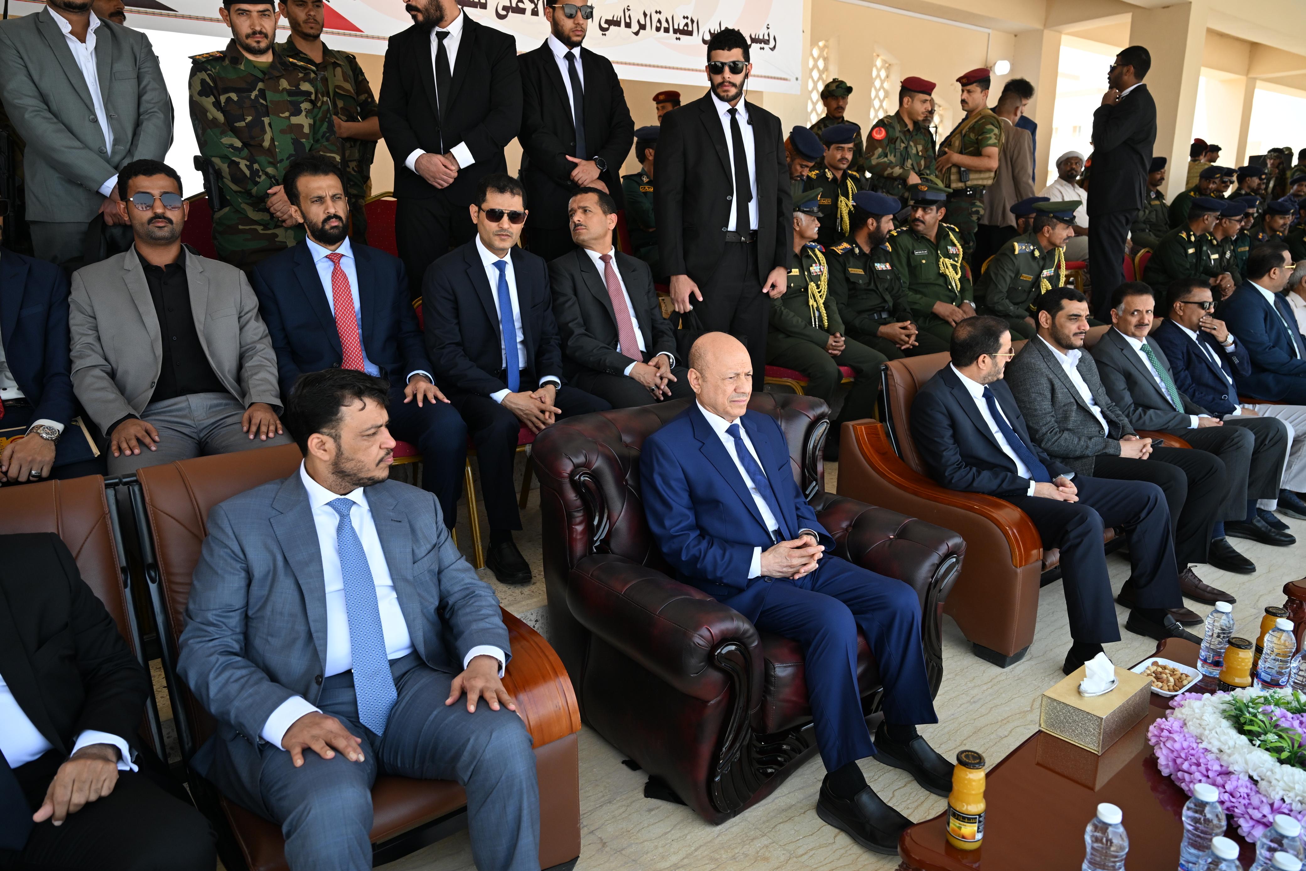 PRESIDENT AL-ALIMI ALONG WITH ABDULLAH AL-ALIMI AND OTHMAN MUJLI VISIT HADHRAMAUT POLICE COLLEGE (1)