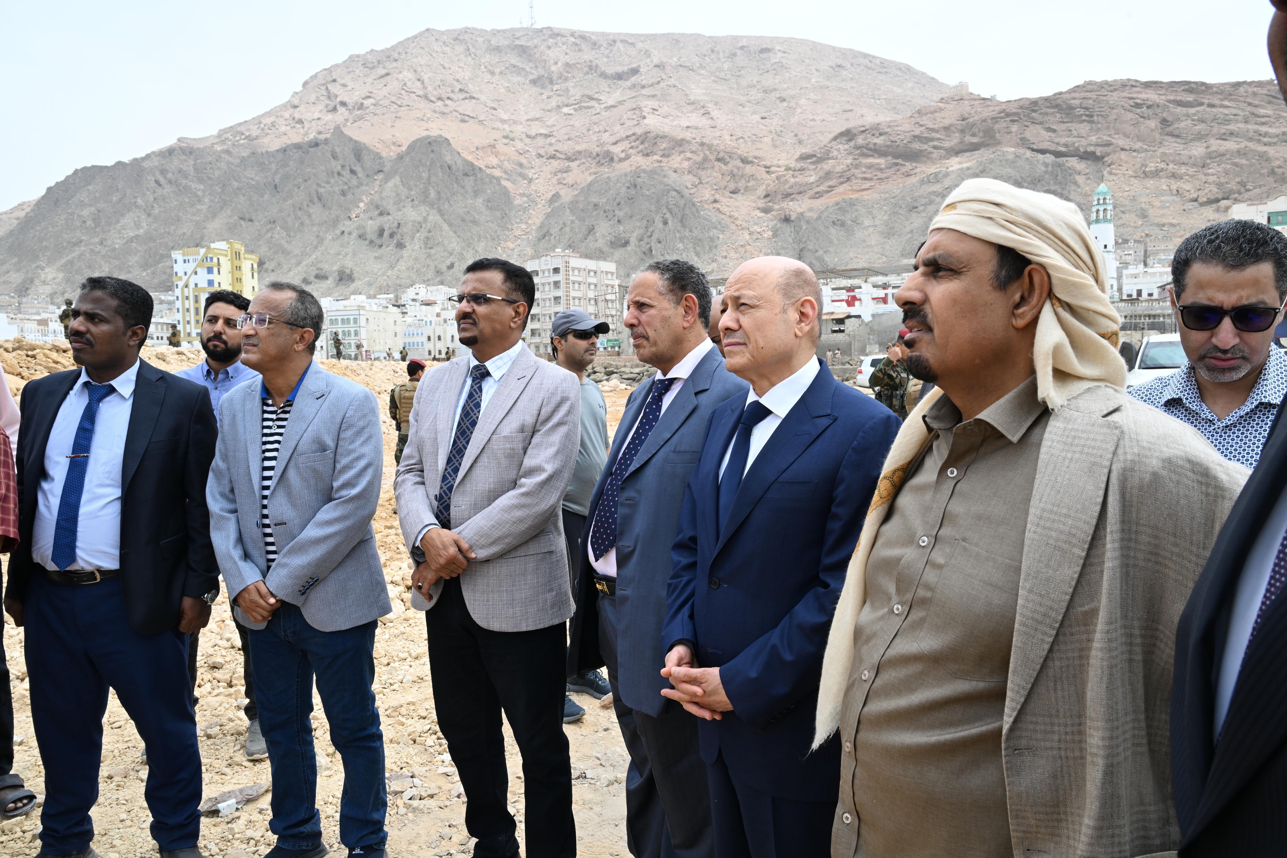 PRESIDENT AL-ALIMI INSPECTS NUMBER OF DEVELOPMENT PROJECTS IN AL MUKALLA