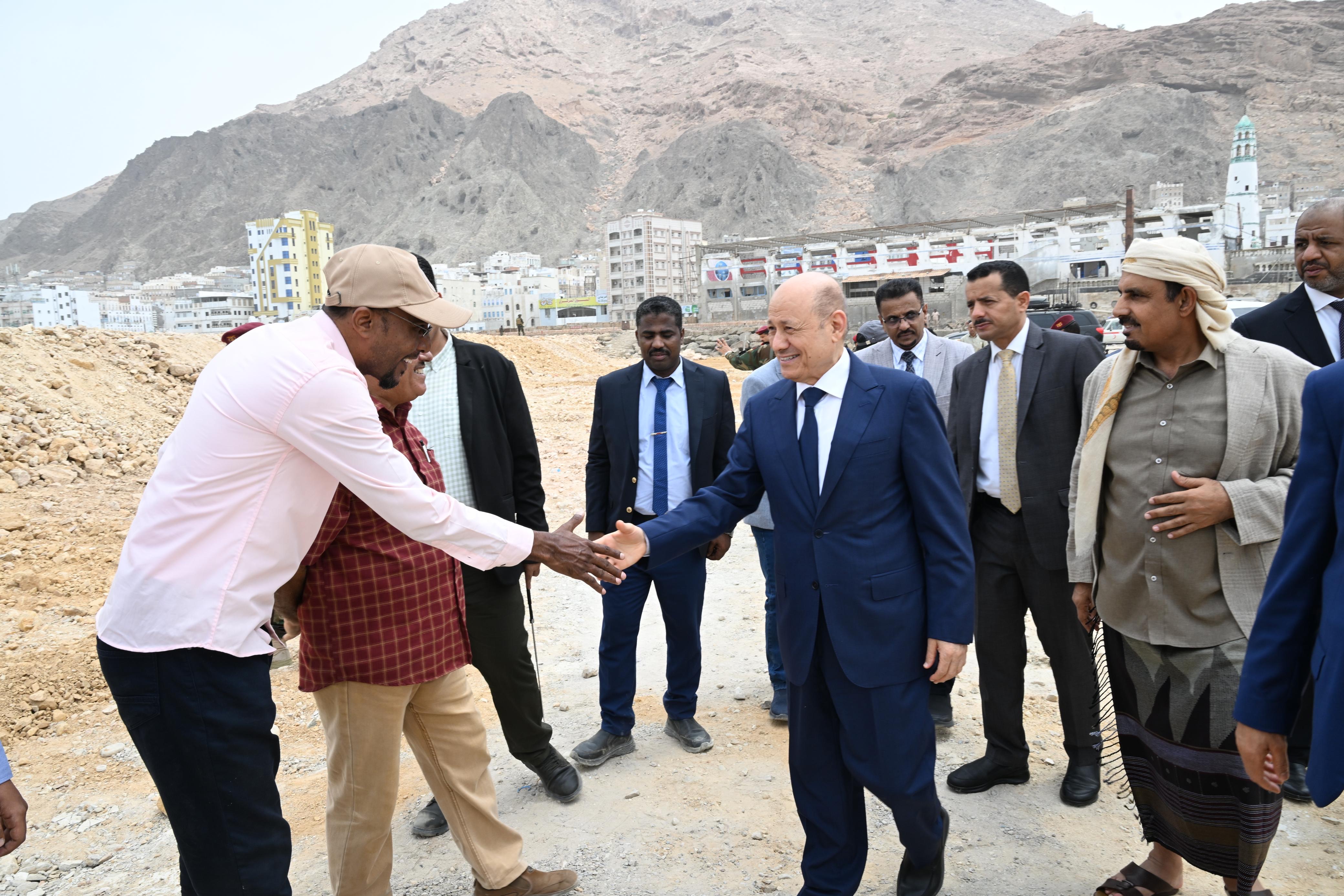 PRESIDENT AL-ALIMI INSPECTS NUMBER OF DEVELOPMENT PROJECTS IN AL MUKALLA