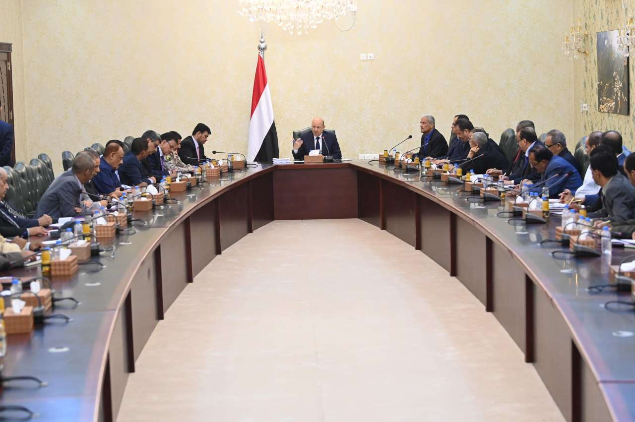 President al-Alimi meets with the Security and Military Committee