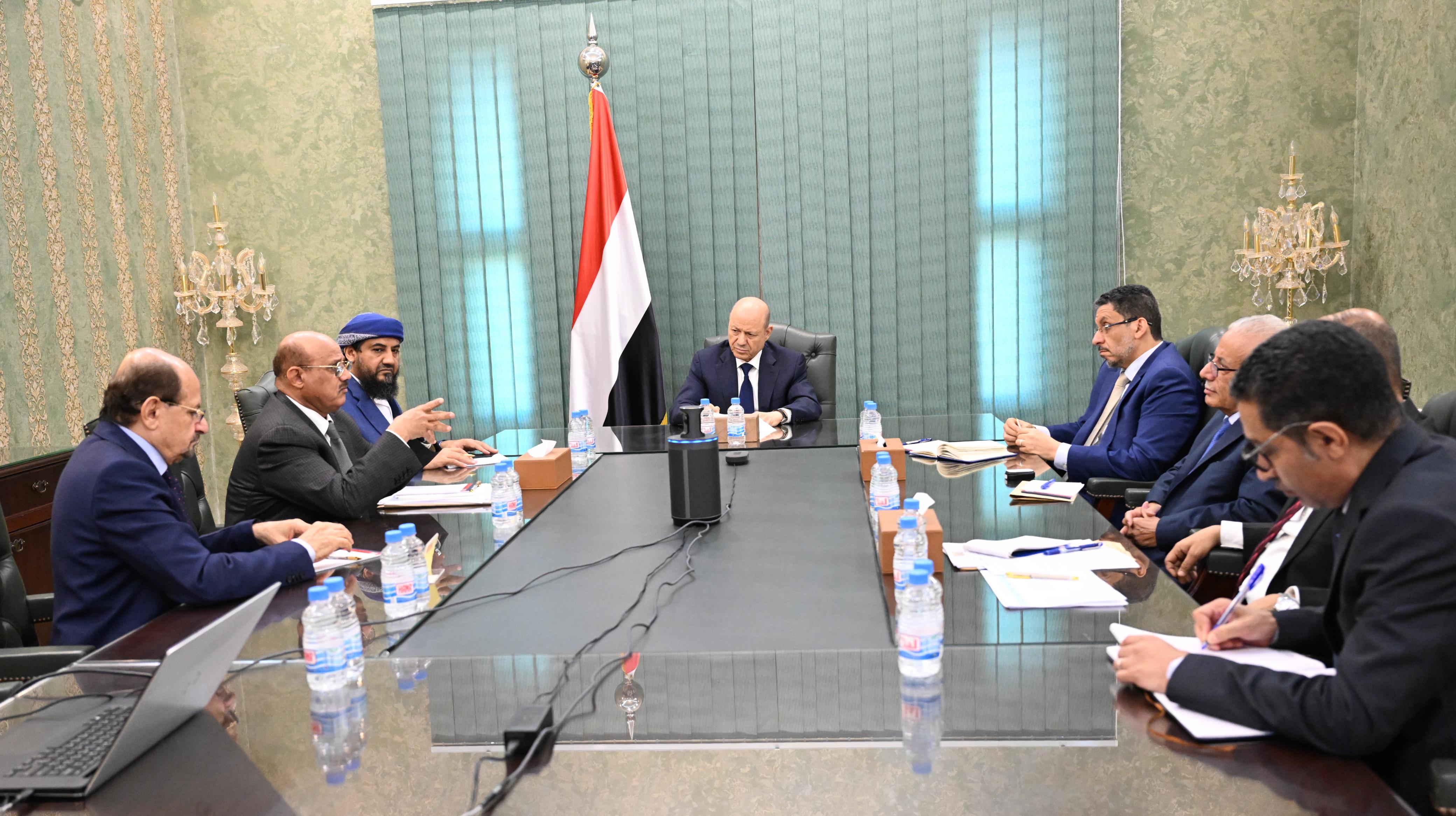 President Al-Alimi meets with PM, Governor of Central Bank, ministers and officials concerned with economic and foreign affairs