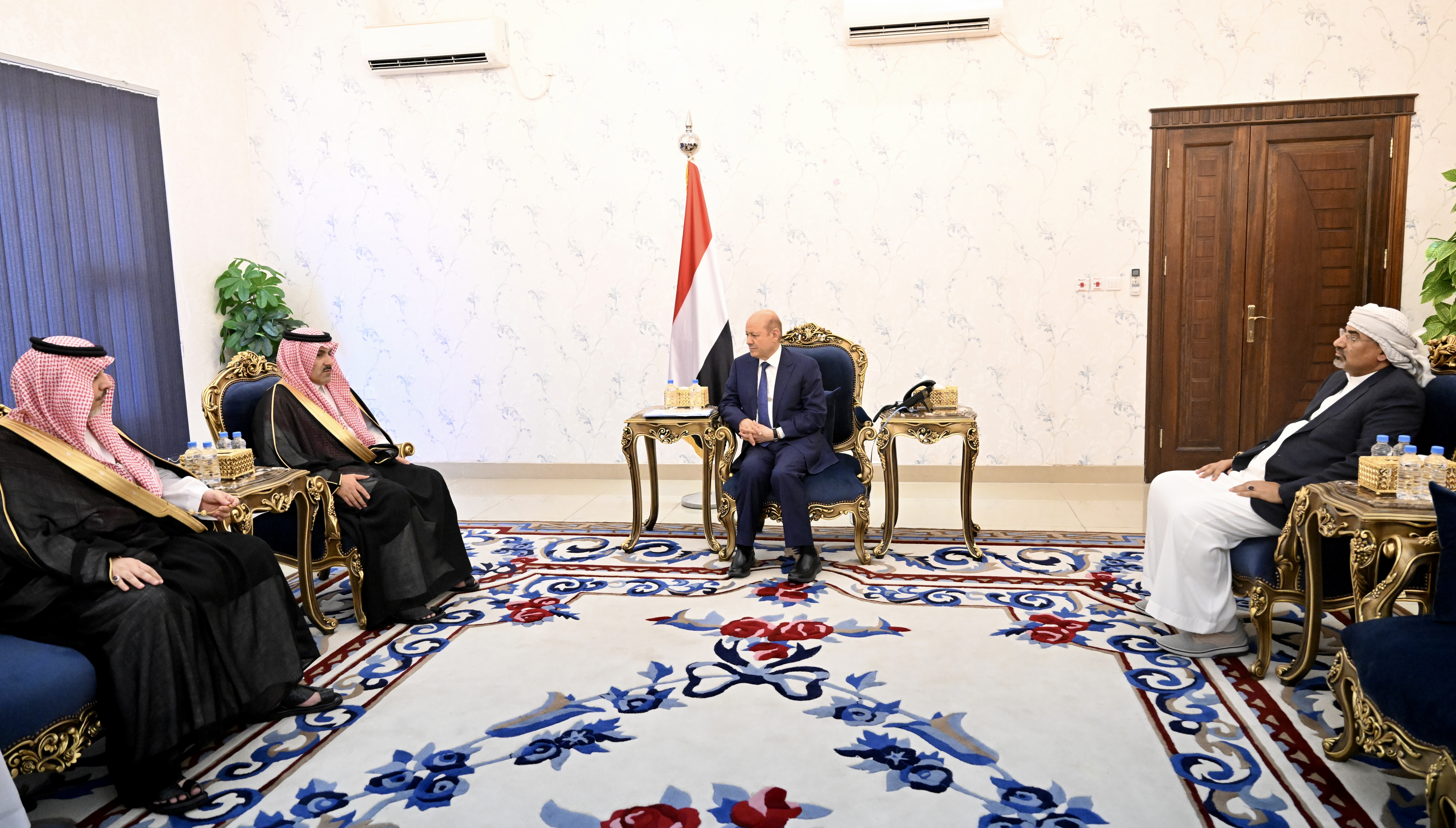 The President of the PLC receives the Ambassador of the Kingdom of Saudi Arabia to Yemen in Aden Tue, 09 May 2023