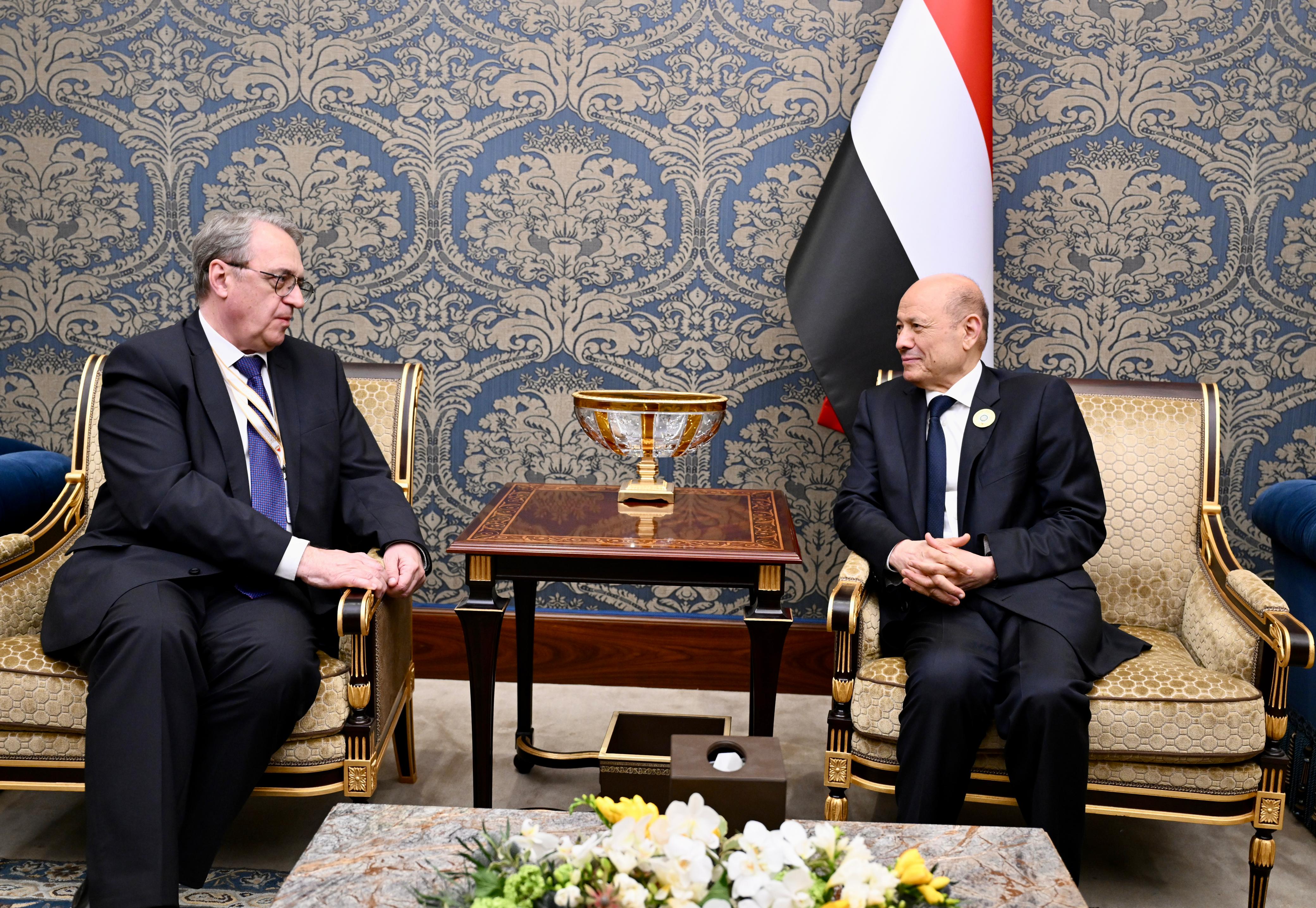 President Al-Alimi Discusses with  Russian Presidential Special Envoy  National and Regional Developments