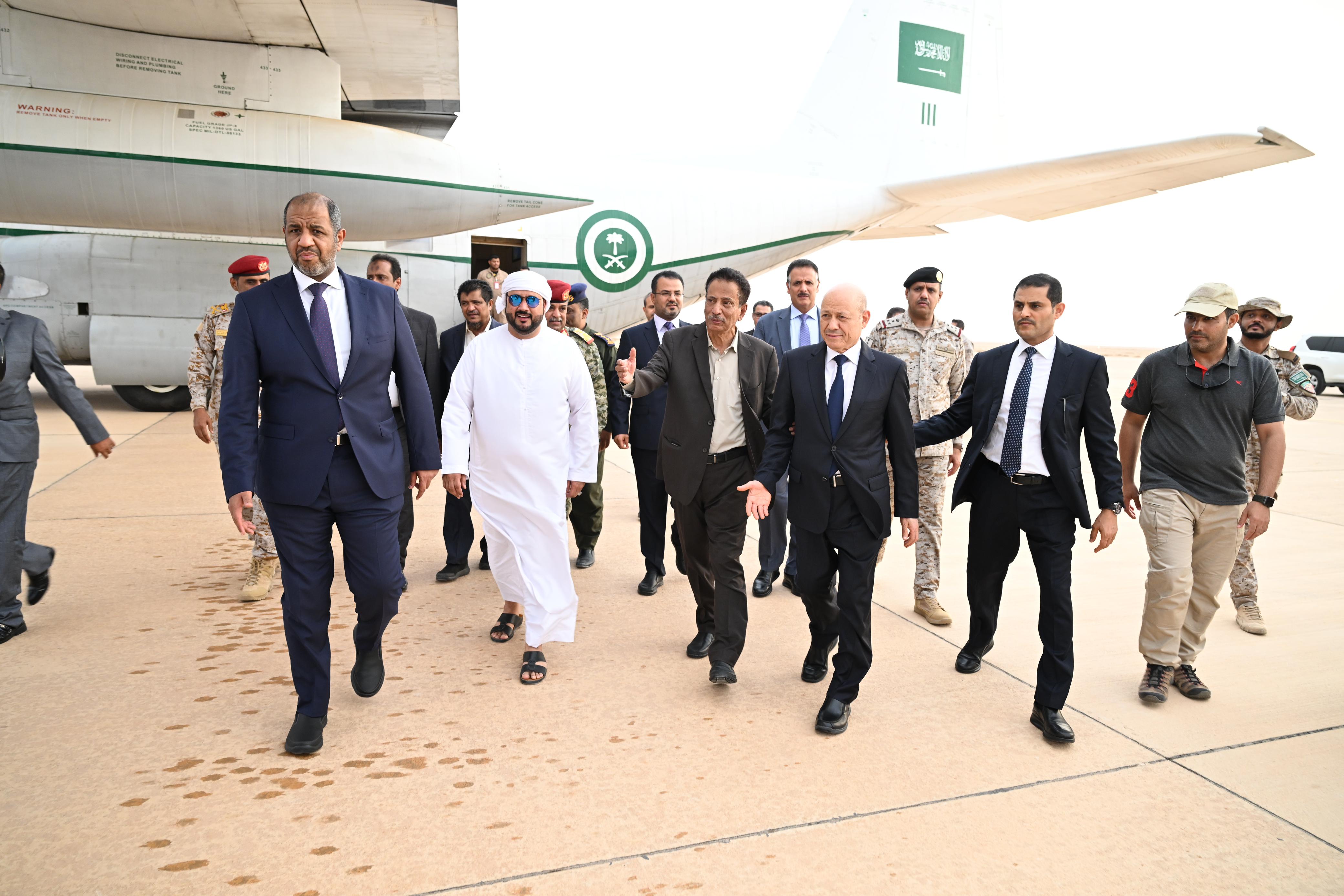 President arrives in Al-Mahara Governorate to follow up on the repercussions of the hurricane