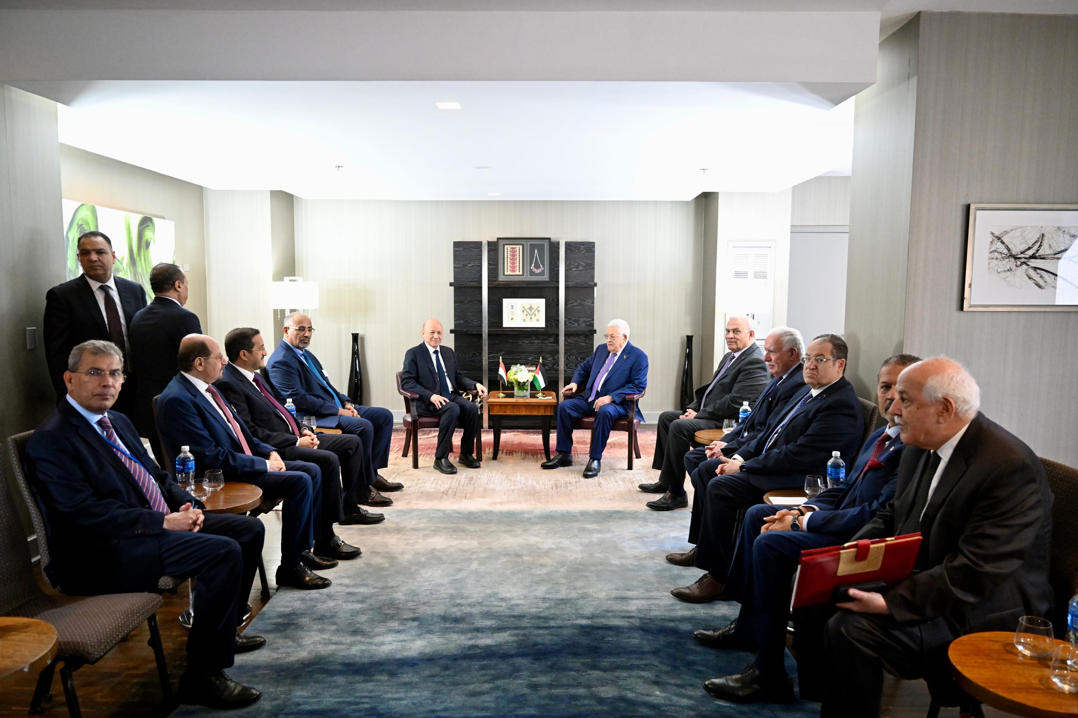 PRESIDENT AL-ALIMI MEETS WITH PALESTINIAN PRESIDENT TO DISCUSS NATIONAL AND REGIONAL DEVELOPMENTS