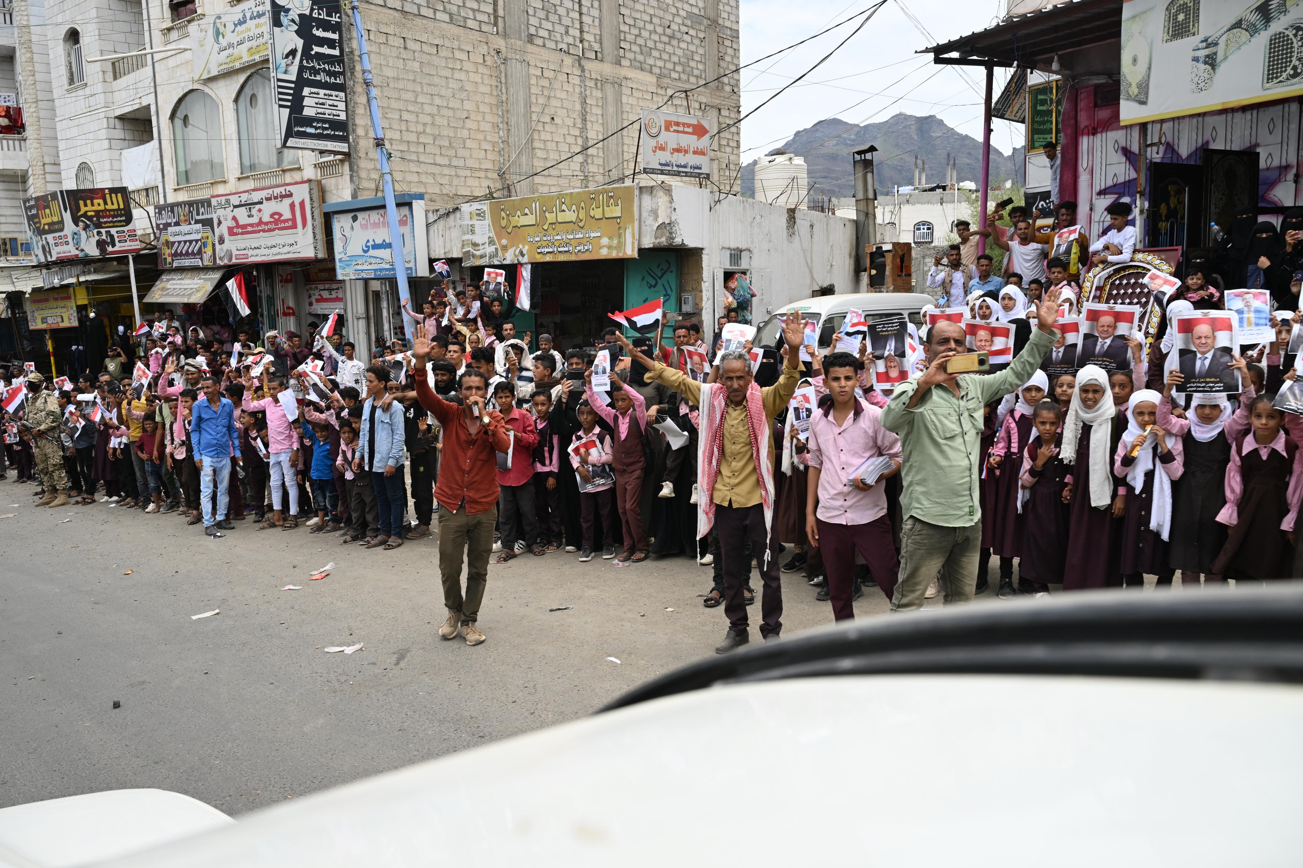 The popular reception of His Excellency President Al-Alimi during his visit to Taiz Governorate(1)