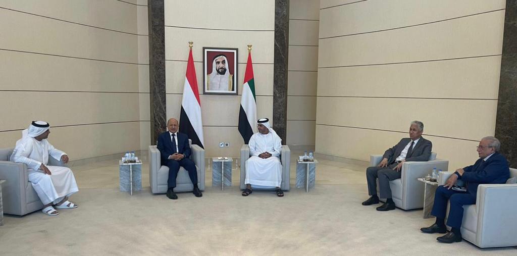 President al-Alimi arrives in Abu Dhabi