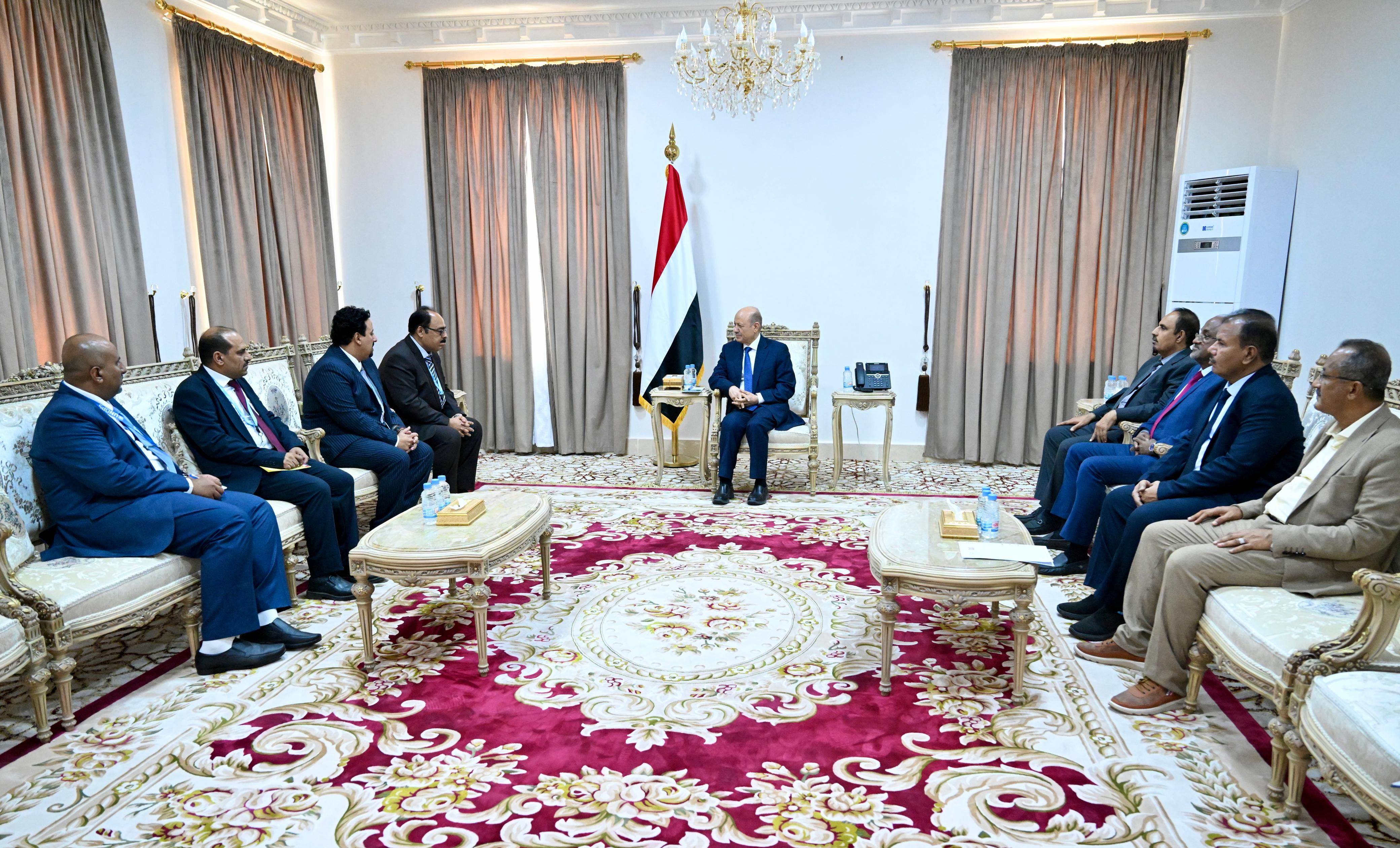 President Al-Alimi Meets with UNOPS’s  Delegation