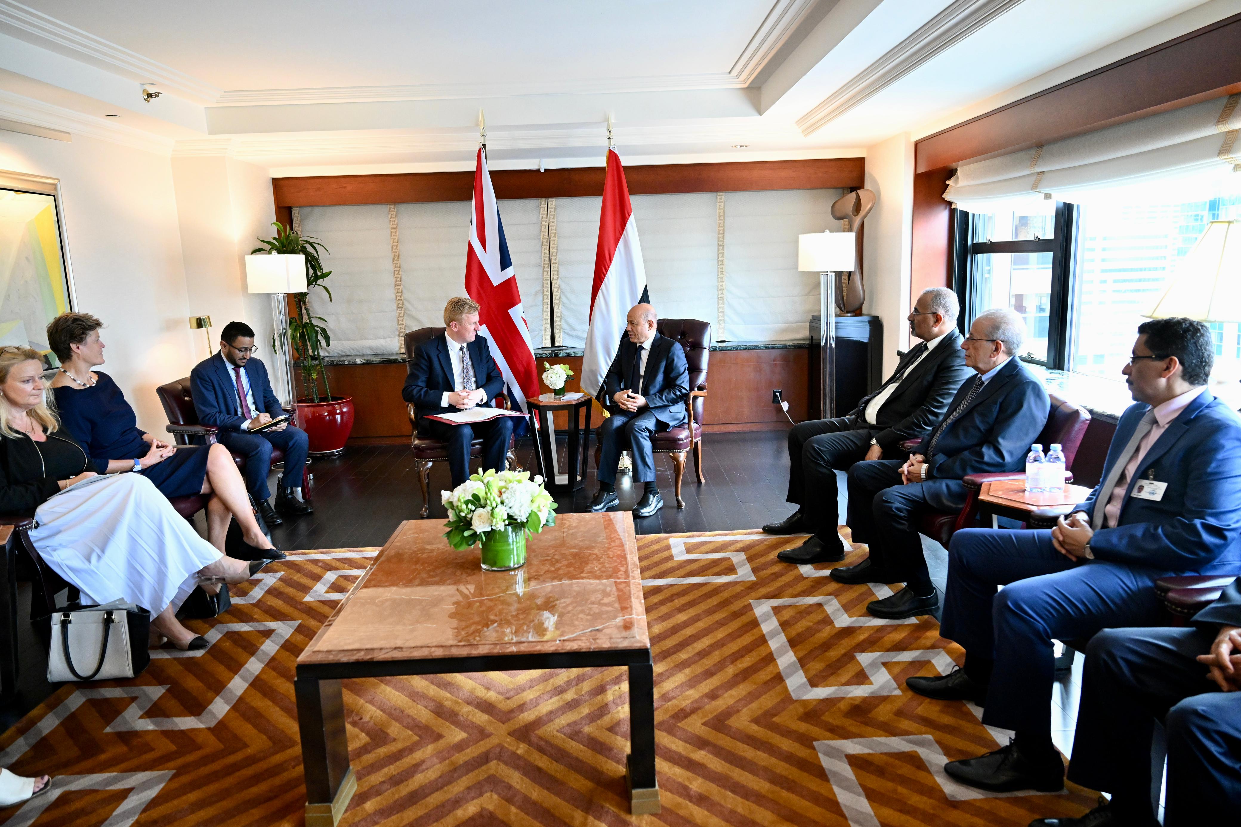 PRESIDENT AL- ALIMI RECEIVES BRITISH DEPUTY PRIME MINISTER Fri ، 22 Sep 202