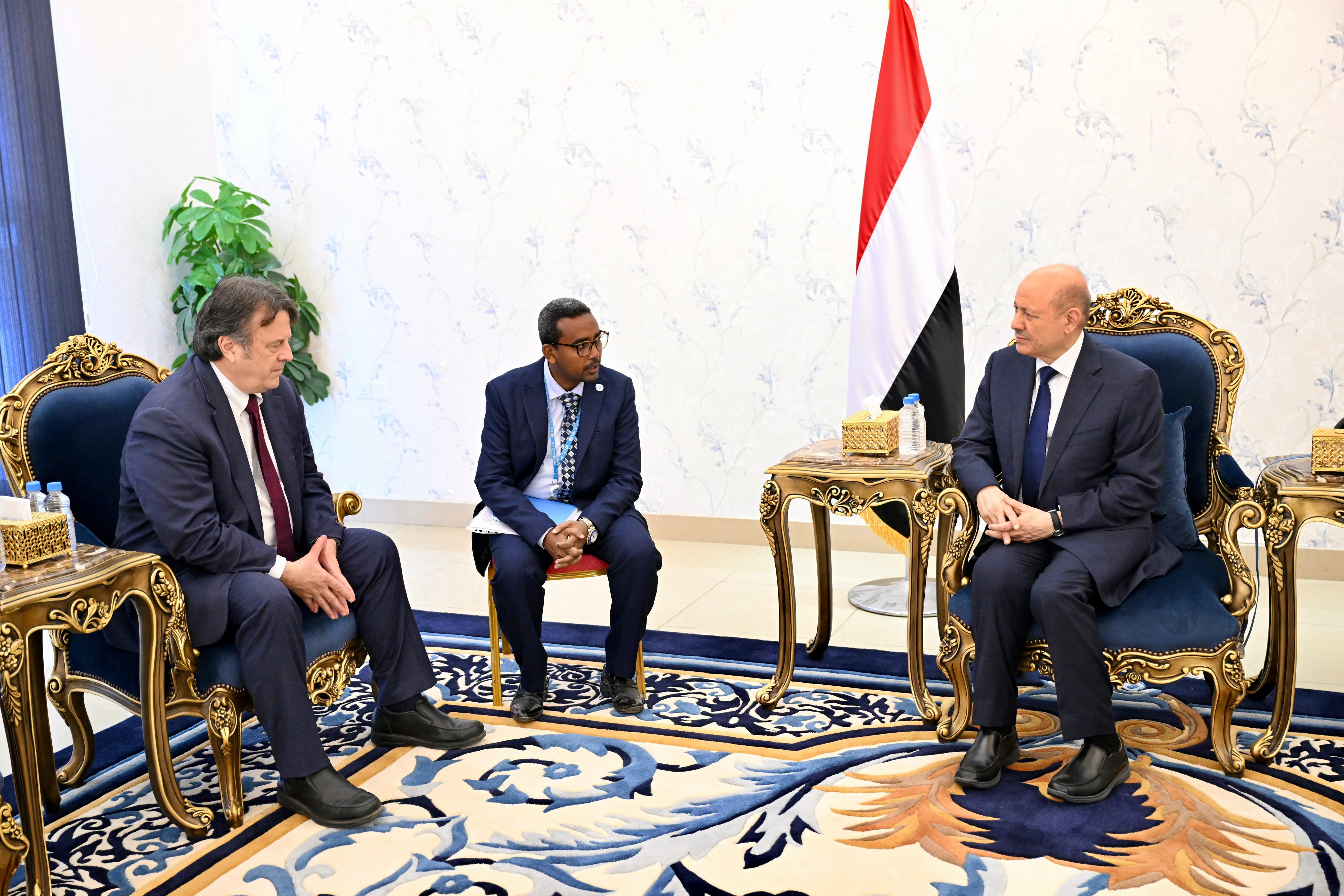 PRESIDENT AL-ALIMI RECEIVES UN COORDINATOR FOR HUMANITARIAN AFFAIRS IN ADEN Wed ، 05 Sep 2023 