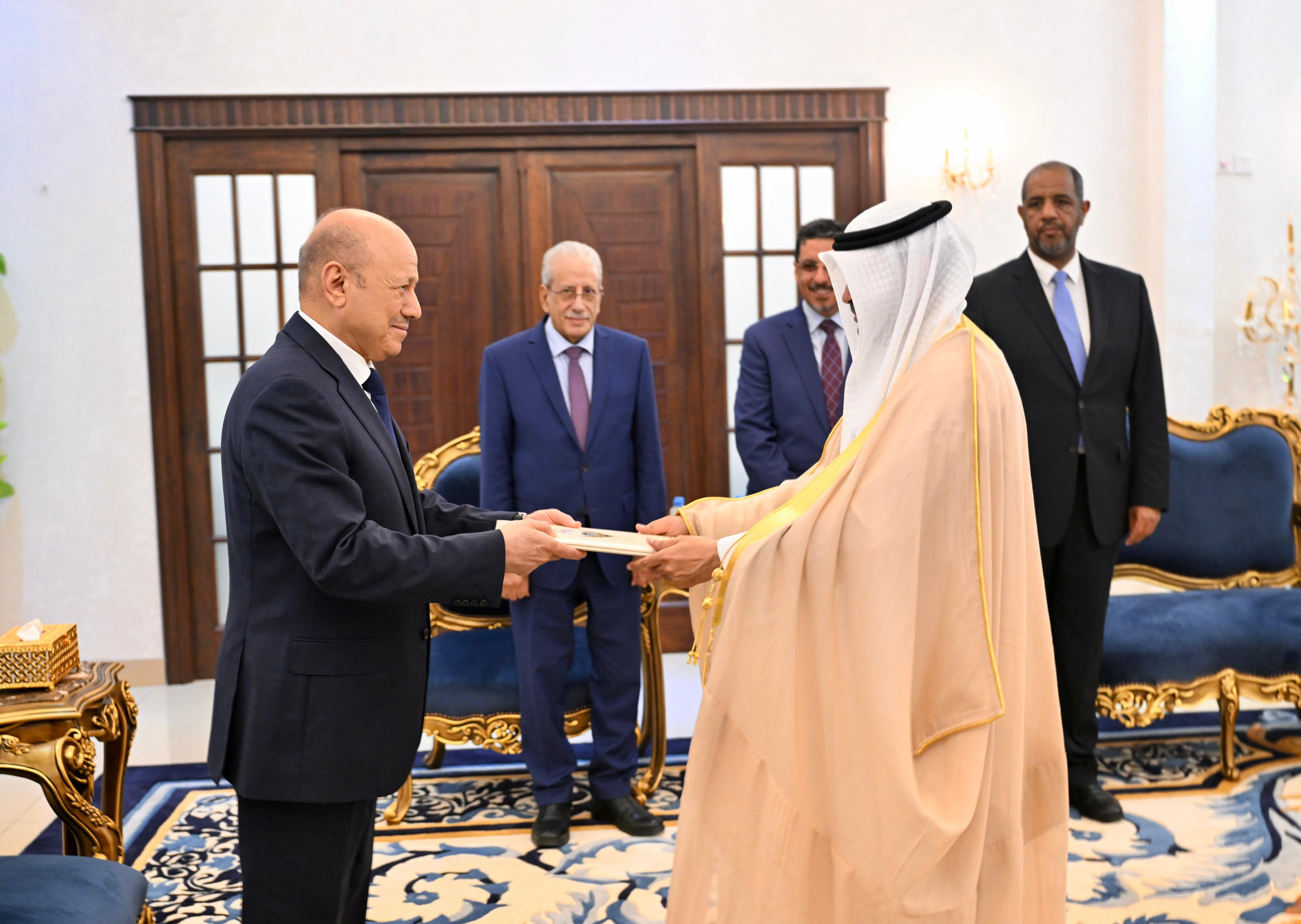 PRESIDENT AL-ALIMI RECEIVES CREDENTIALS COPY FROM KUWAITI AMBASSADOR   31 Aug 2023