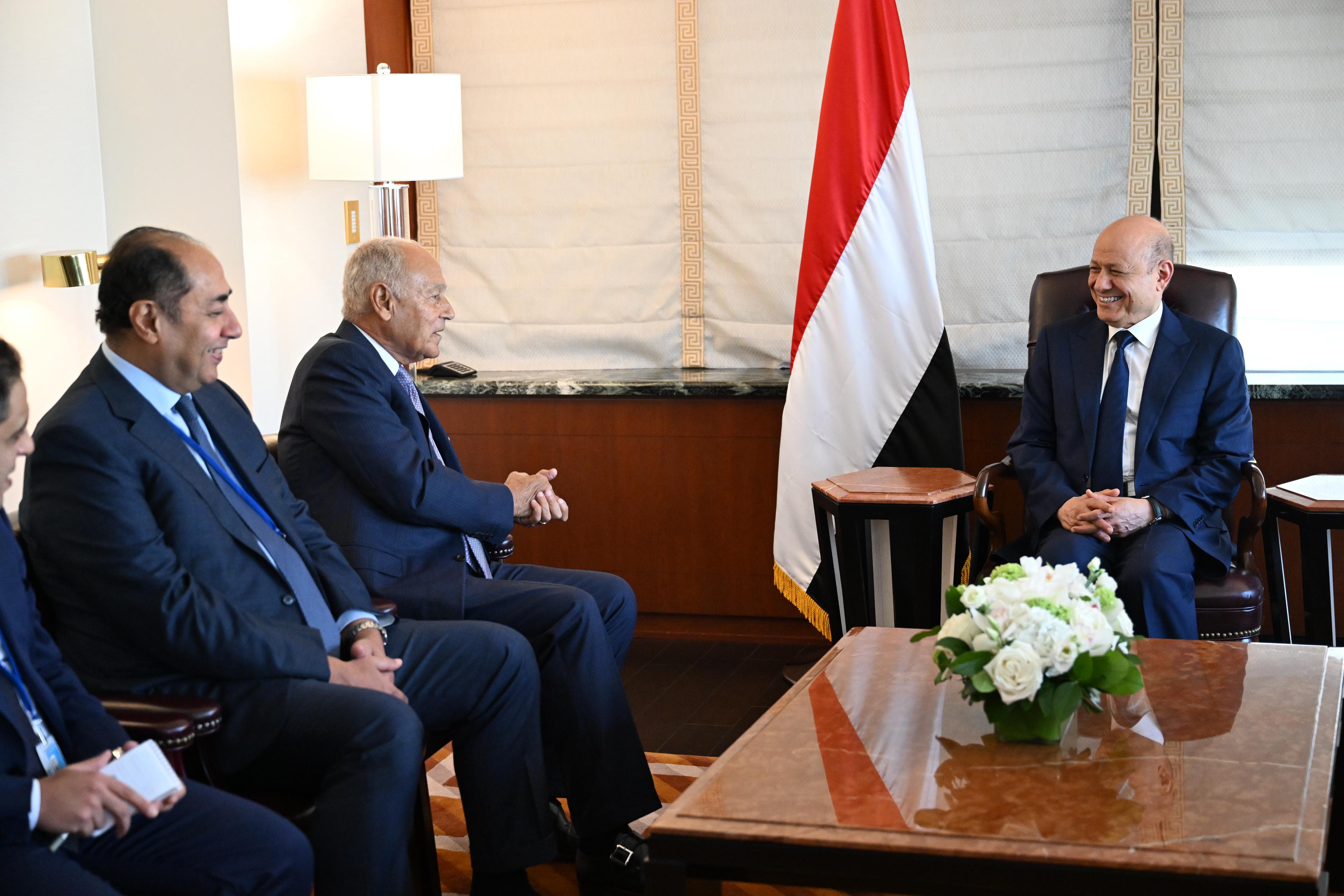 PRESIDENT AL- ALIMI RECEIVES THE SECRETARY-GENERAL OF ARAB LEAGUE Wed ، 20 Sep 2023