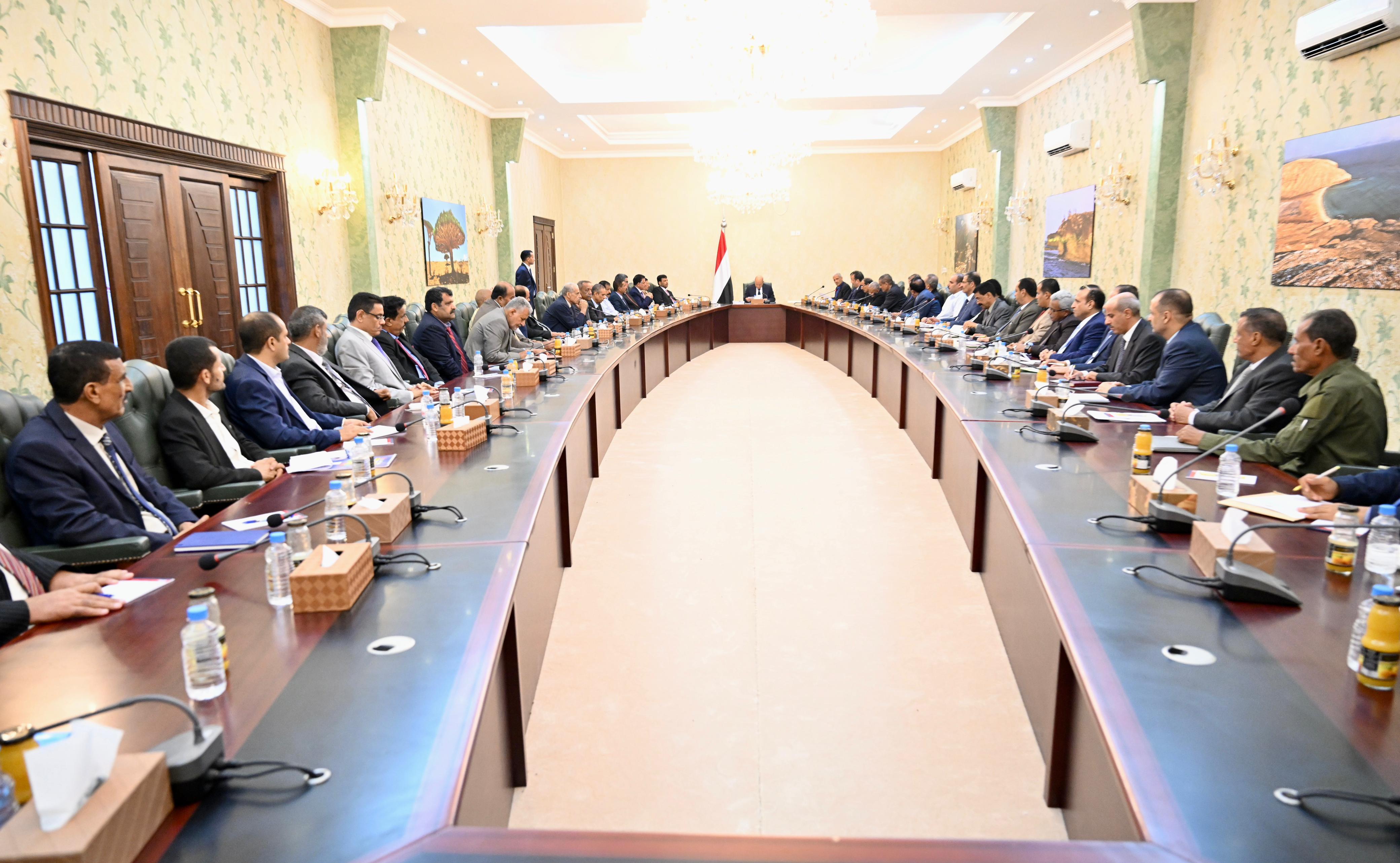 PRESIDENT AL-ALIMI MEETS WITH THE SECURITY AND MILITARY COMMITTEE Tue ، 05 Sep 2023