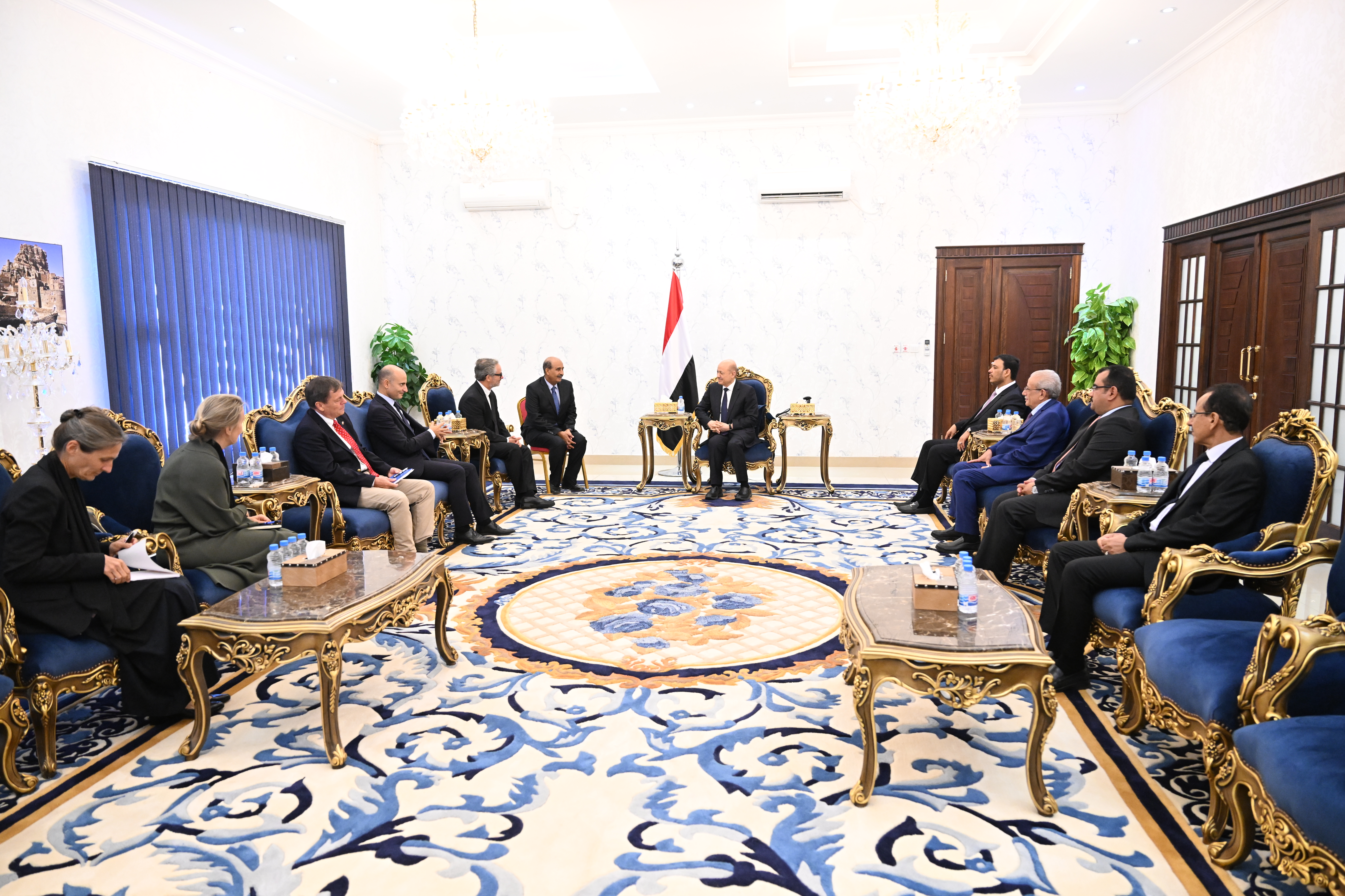 PRESIDENT AL-ALIMI RECEIVES AMBASSADORS OF EU IN ADEN Tue ، 12 Sep 2023 