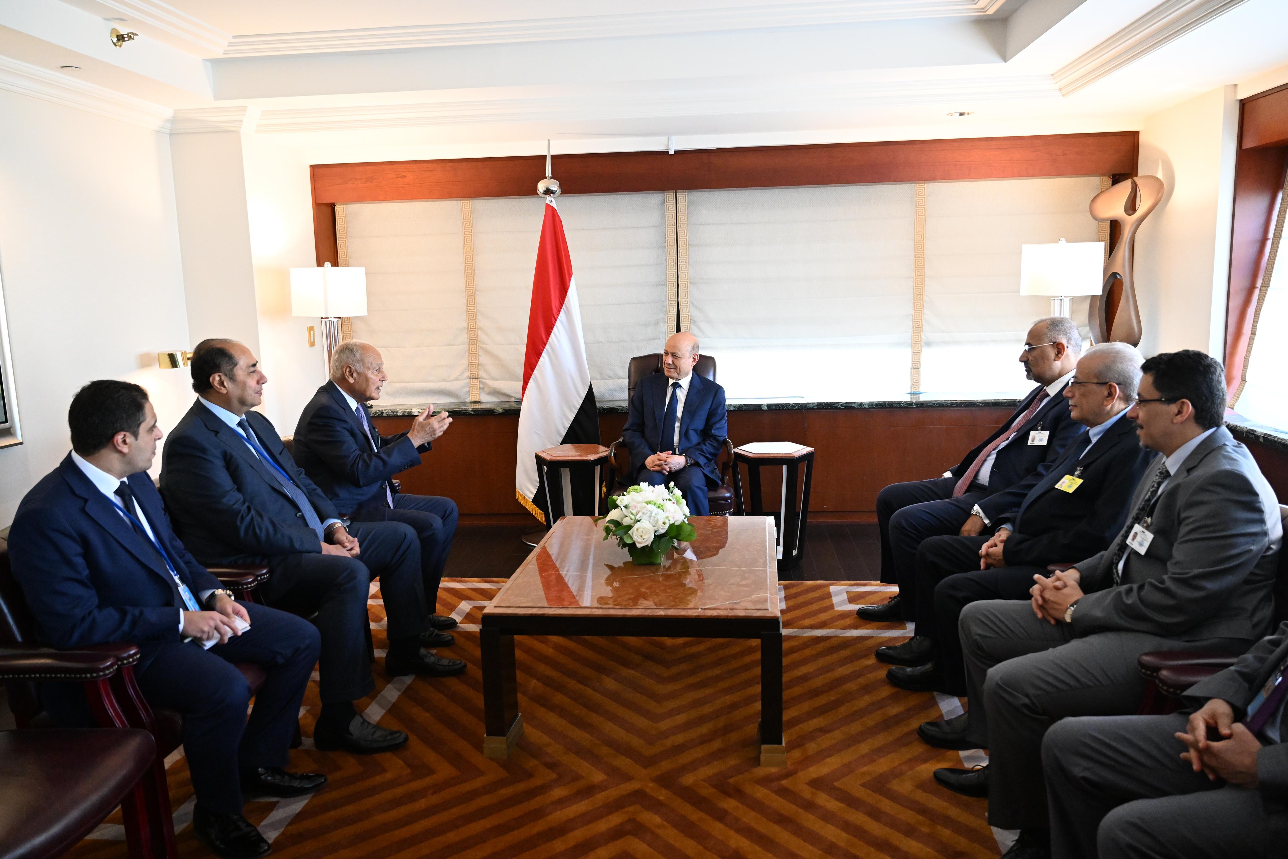 PRESIDENT AL- ALIMI RECEIVES THE SECRETARY-GENERAL OF ARAB LEAGUE Wed ، 20 Sep 2023