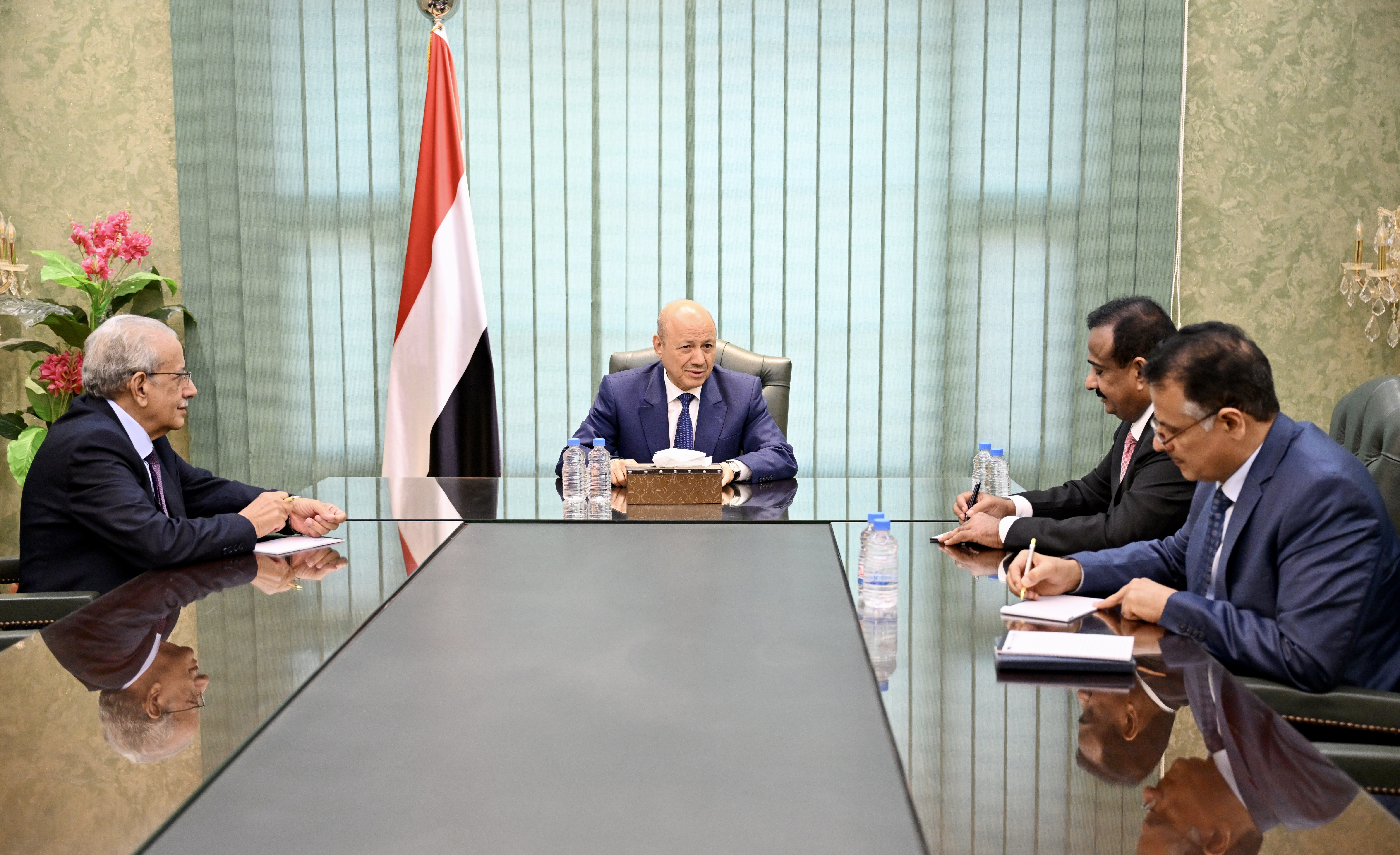 THE PRESIDENT OF THE PRESIDENTIAL LEADERSHIP COUNCIL RECEIVES THE INTERNATIONAL COMMITTEE OF THE RED CROSS (ICRC) Sun ، 10 Sep 2023