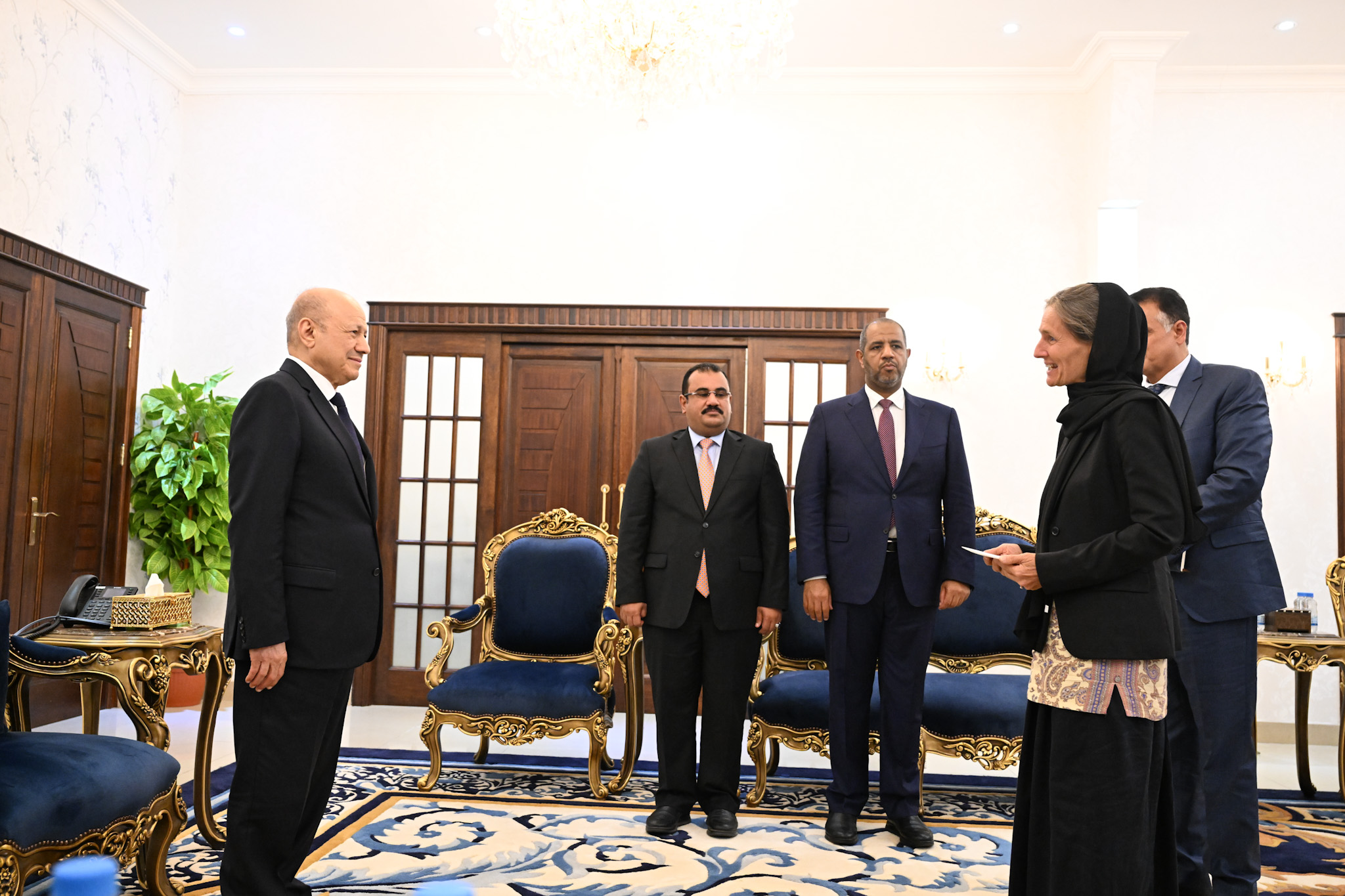 PRESIDENT AL-ALIMI RECEIVES CREDENTIALS FROM NEWLY APPOINTED AMBASSADOR  OF THE NETHERLANDS Tue ، 12 Sep 2023 