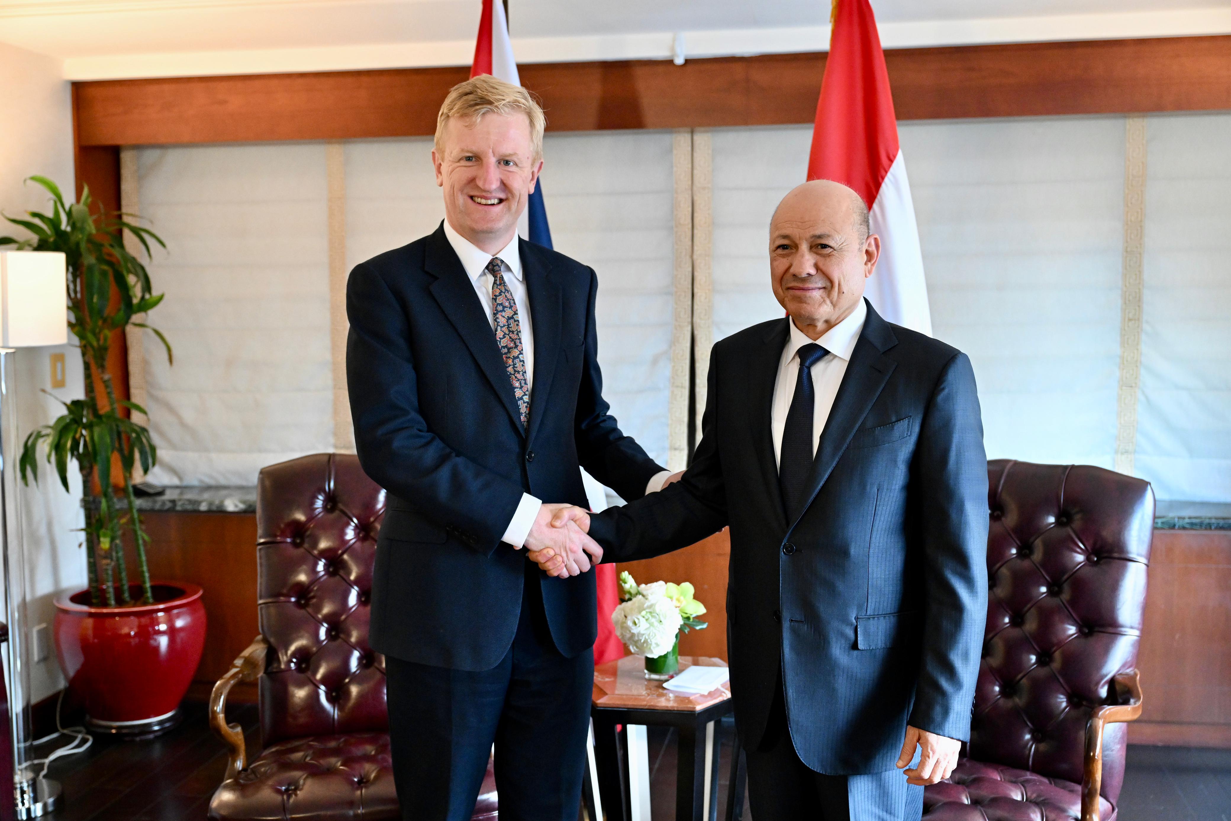 PRESIDENT AL- ALIMI RECEIVES BRITISH DEPUTY PRIME MINISTER Fri ، 22 Sep 202