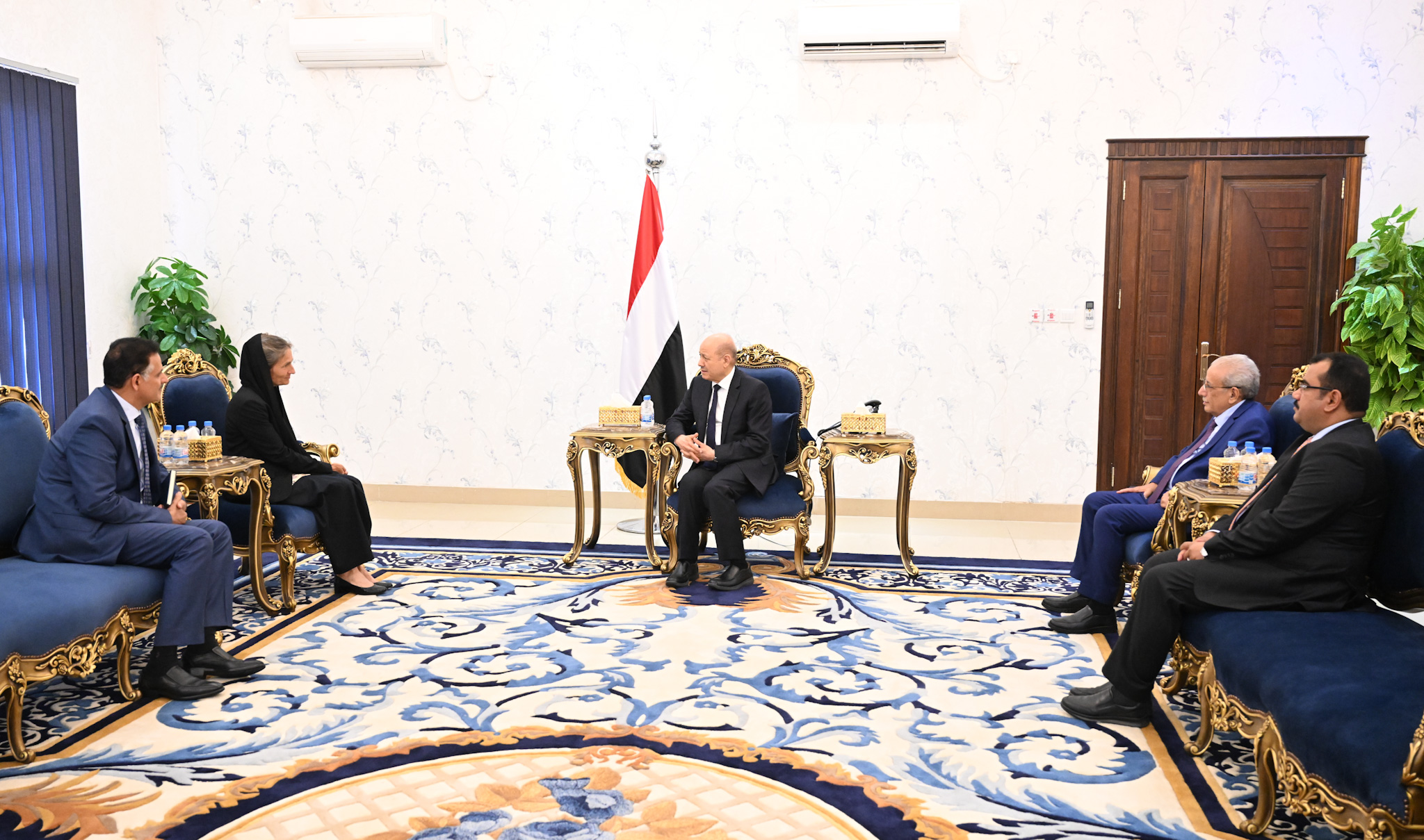 PRESIDENT AL-ALIMI RECEIVES CREDENTIALS FROM NEWLY APPOINTED AMBASSADOR  OF THE NETHERLANDS Tue ، 12 Sep 2023 