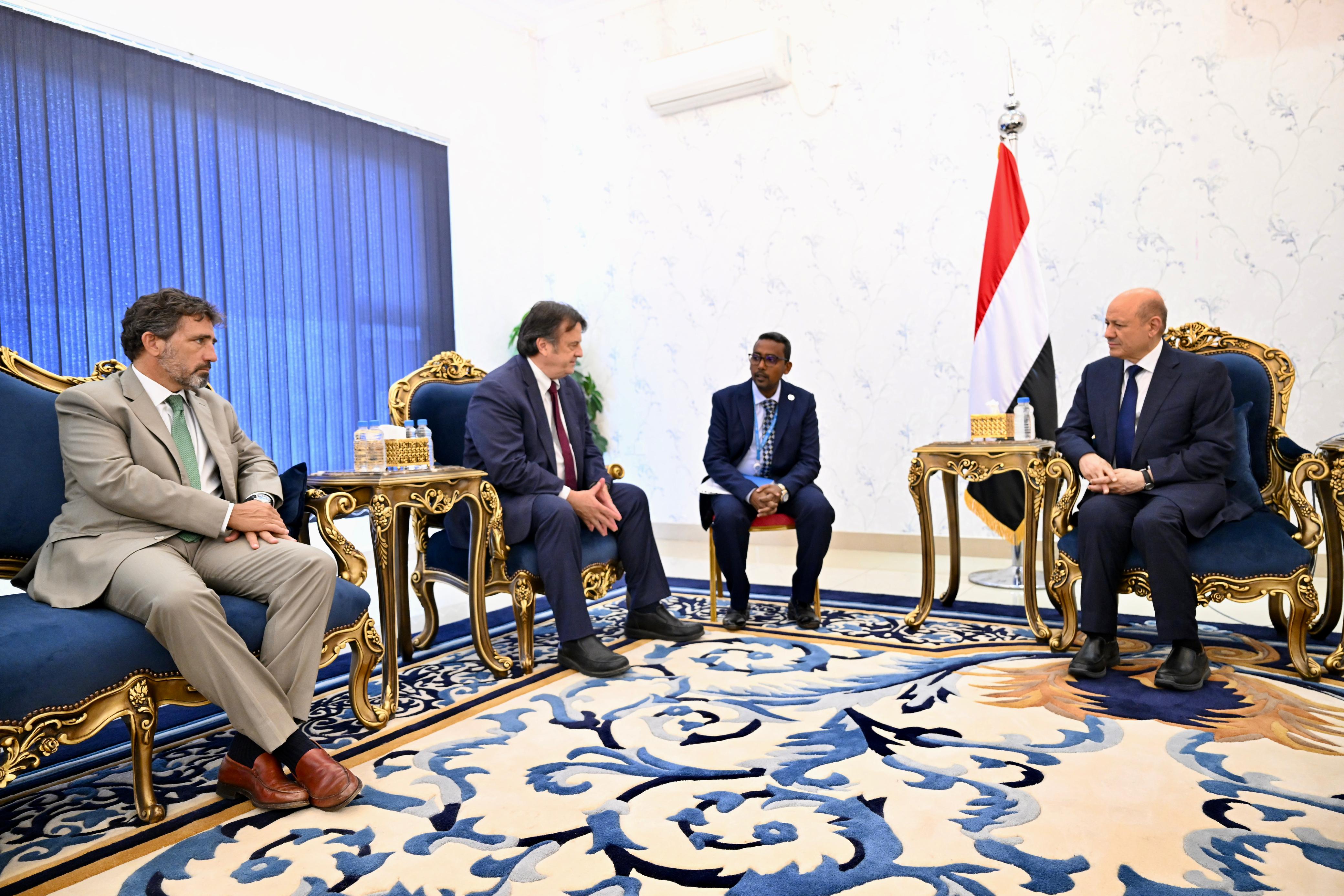 PRESIDENT AL-ALIMI RECEIVES UN COORDINATOR FOR HUMANITARIAN AFFAIRS IN ADEN Wed ، 05 Sep 2023 