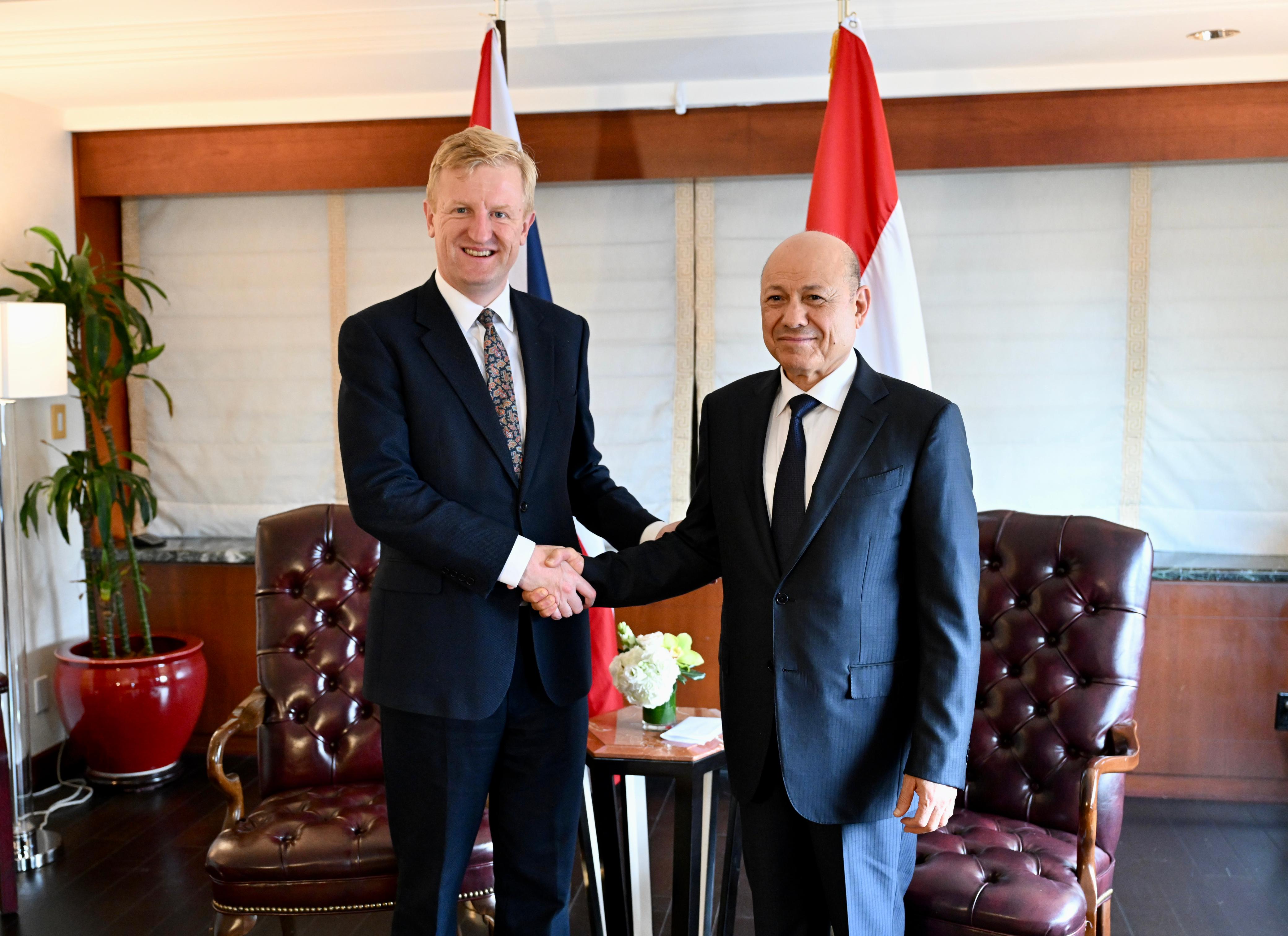 PRESIDENT AL- ALIMI RECEIVES BRITISH DEPUTY PRIME MINISTER Fri ، 22 Sep 202