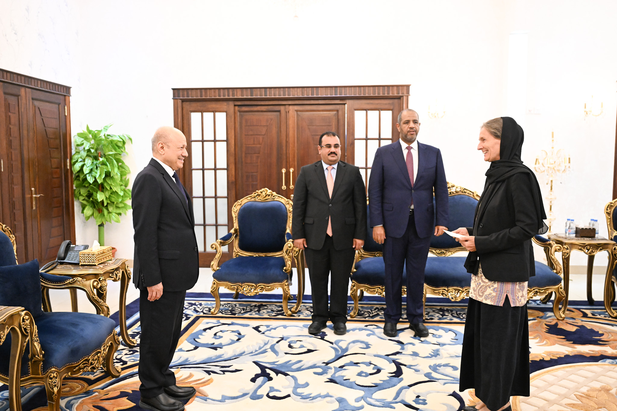 PRESIDENT AL-ALIMI RECEIVES CREDENTIALS FROM NEWLY APPOINTED AMBASSADOR  OF THE NETHERLANDS Tue ، 12 Sep 2023 