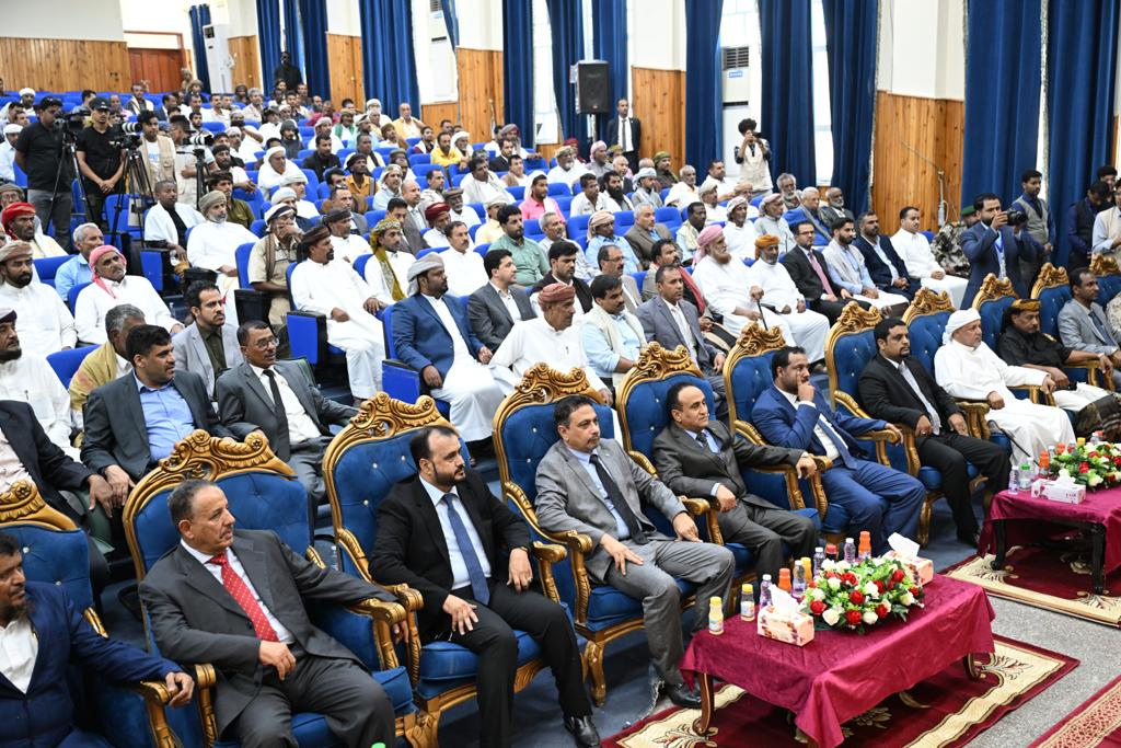 PRESIDENT AL-ALIMI HOLDS A MEETING WITH ALMAHRAH LOCAL AUTHORITY Thu ، 17 Aug 2023