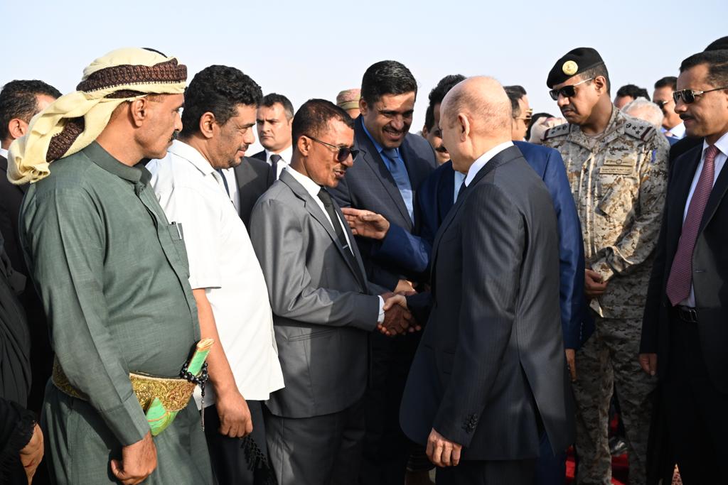 PRESIDENT AL-ALIMI ARRIVES IN AL GHAYDAH DISTRICT ON AN INSPECTION VISIT TO ALMAHRAH GOVERNORATE Wed ، 16 Aug 2023