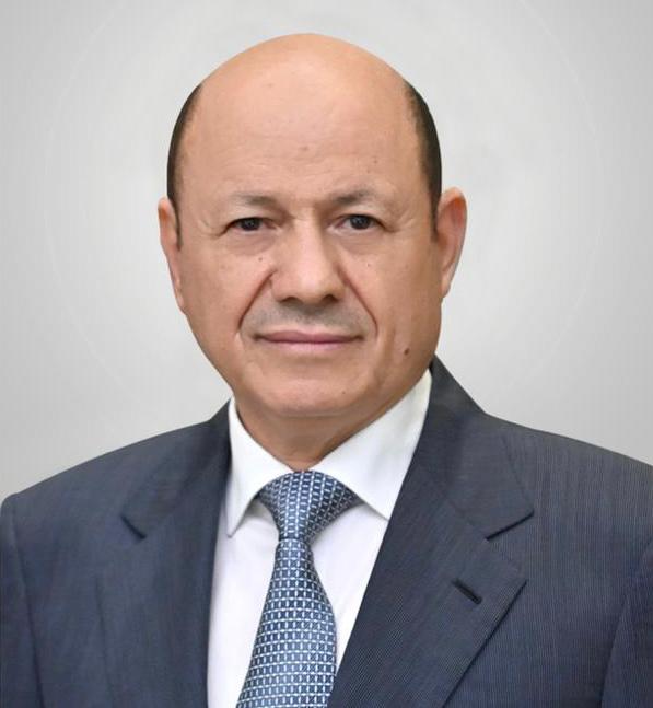 President Al-Alimi offers his condolences to singer Ayoub Tarish over the death of his son