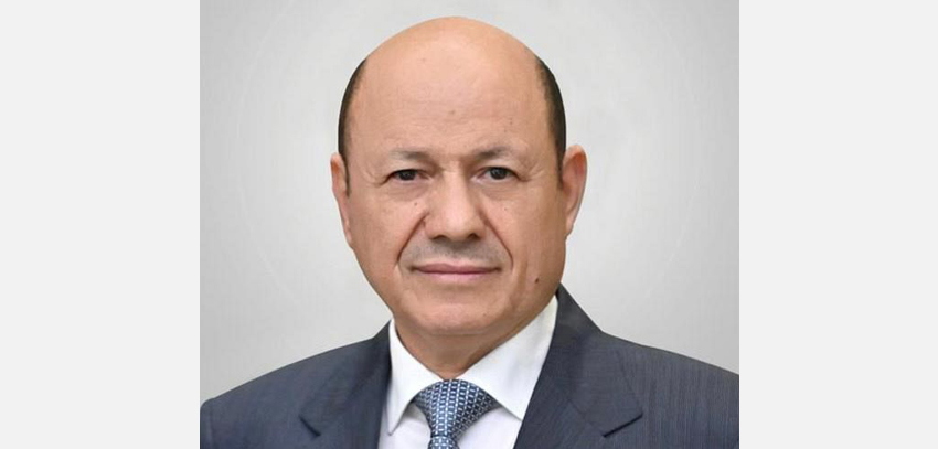 رئيس مجلس القيادة يعزي بوفاة الشيخ الحزمي