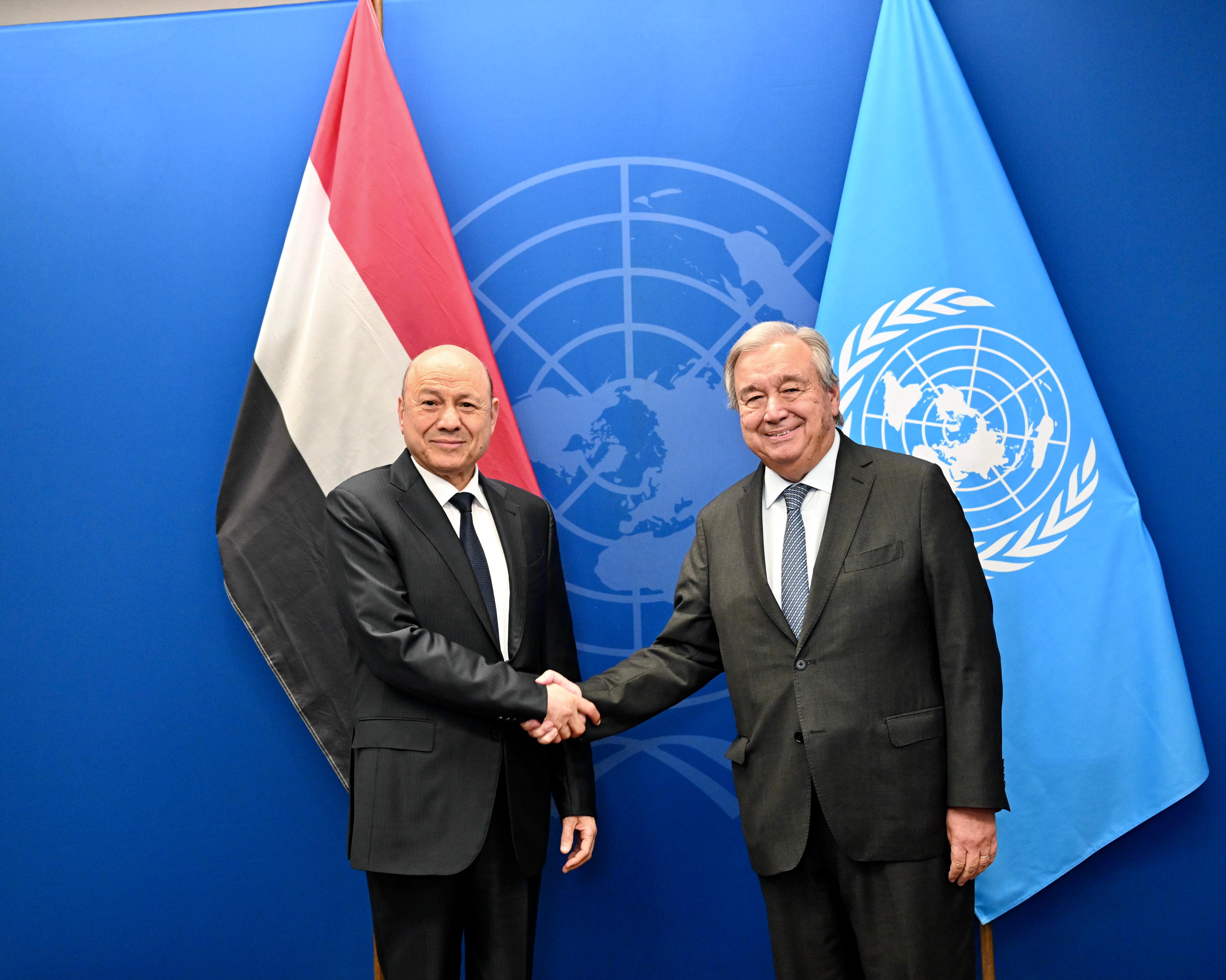 رئيس مجلس القيادة الرئاسي يبحث وامين عام الأمم المتحدة الوضع الانساني وجهود احلال السلام في اليمن ، 23 سبتمبر 2023